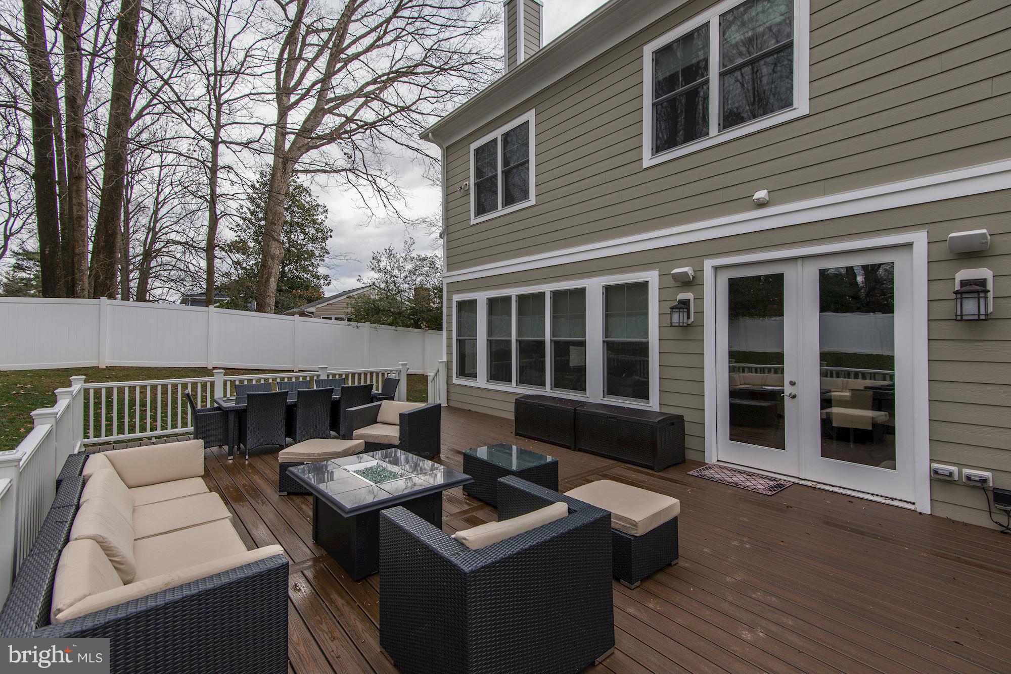 TOWN AND COUNTRY ESTATES - Residential