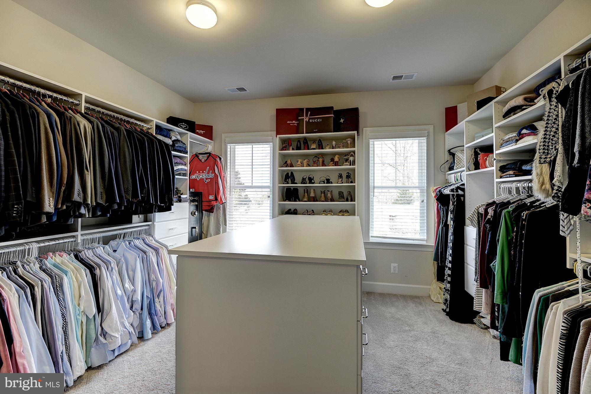 TOWN AND COUNTRY ESTATES - Residential