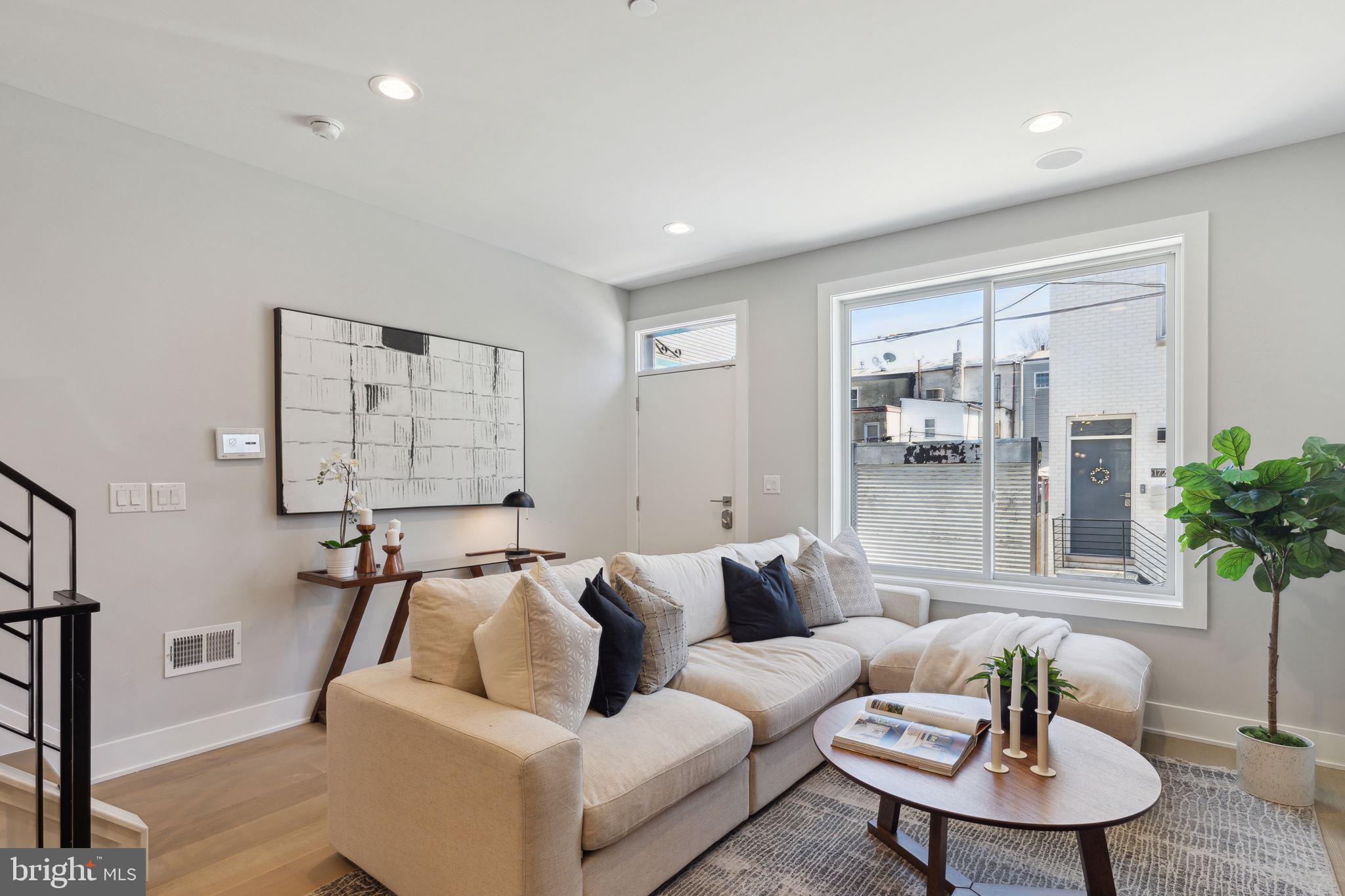 SOUTH KENSINGTON - Residential