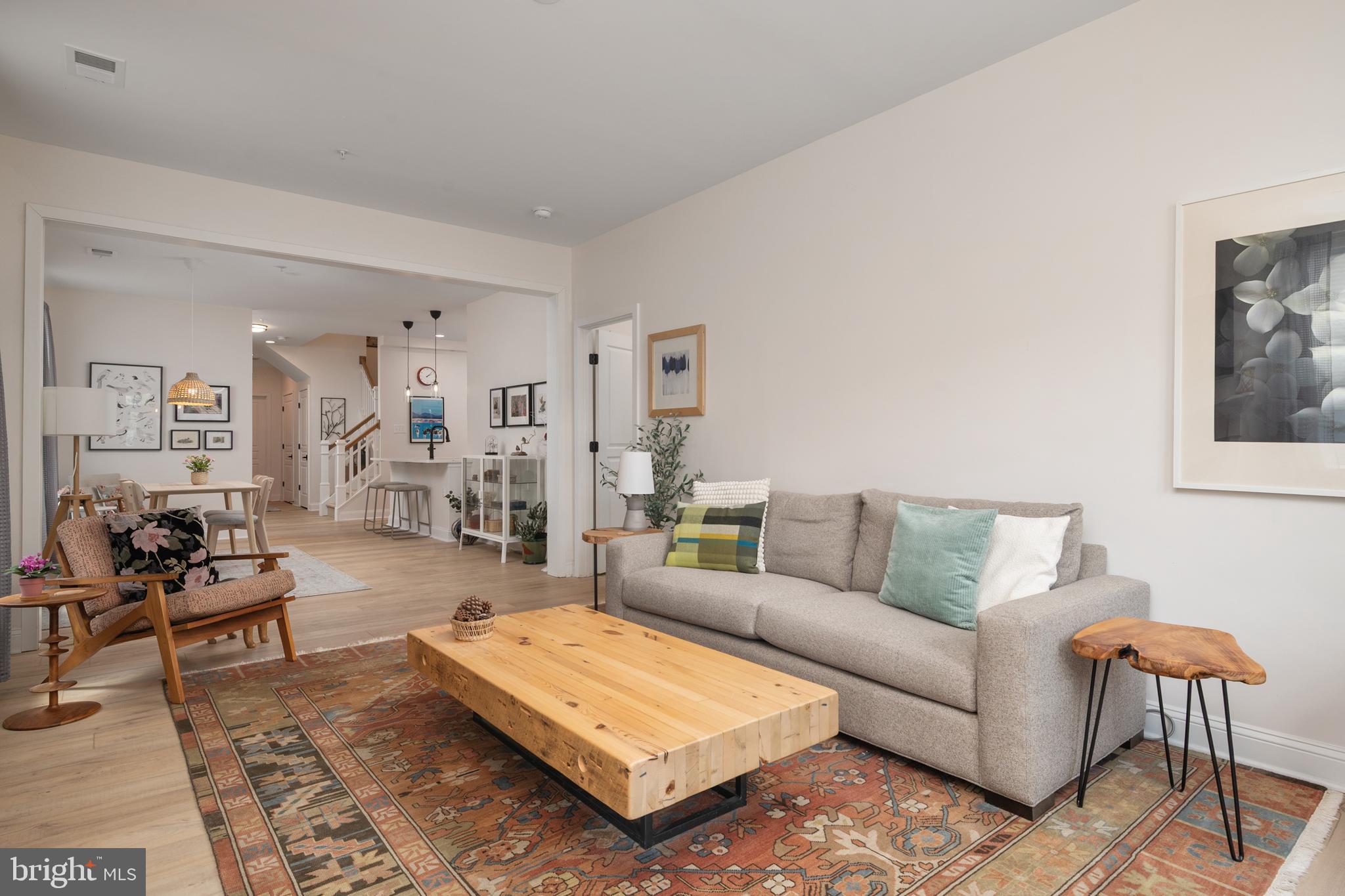 TWO RIVERS - Residential