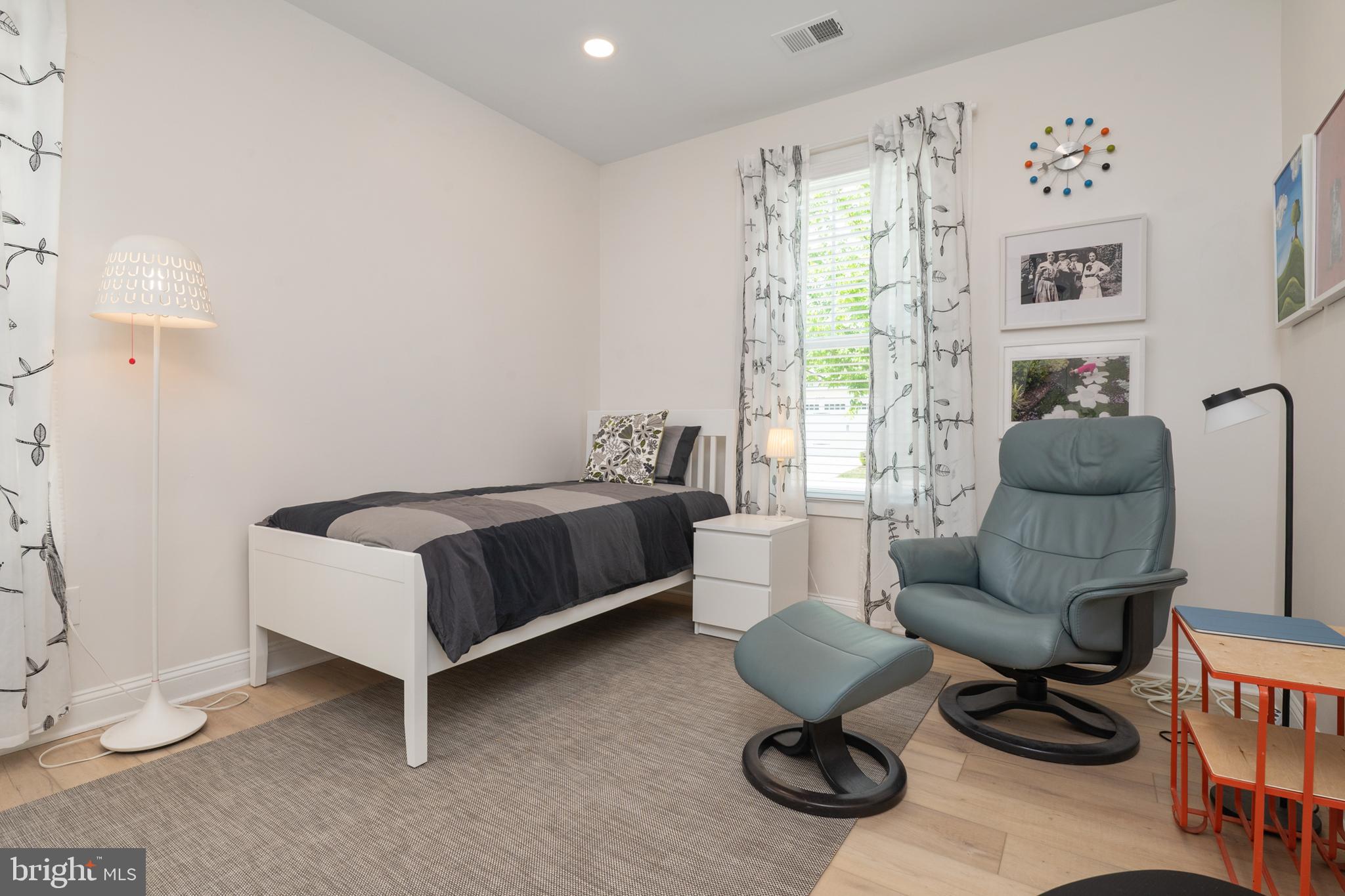 TWO RIVERS - Residential