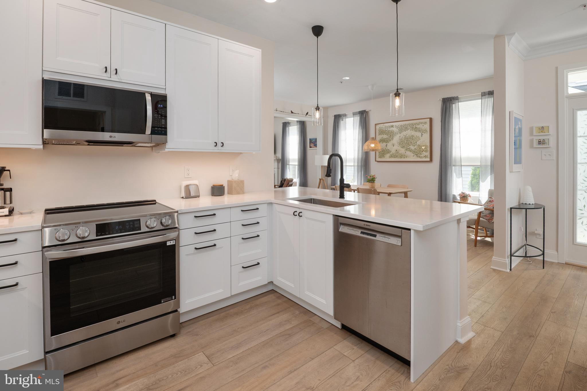 TWO RIVERS - Residential