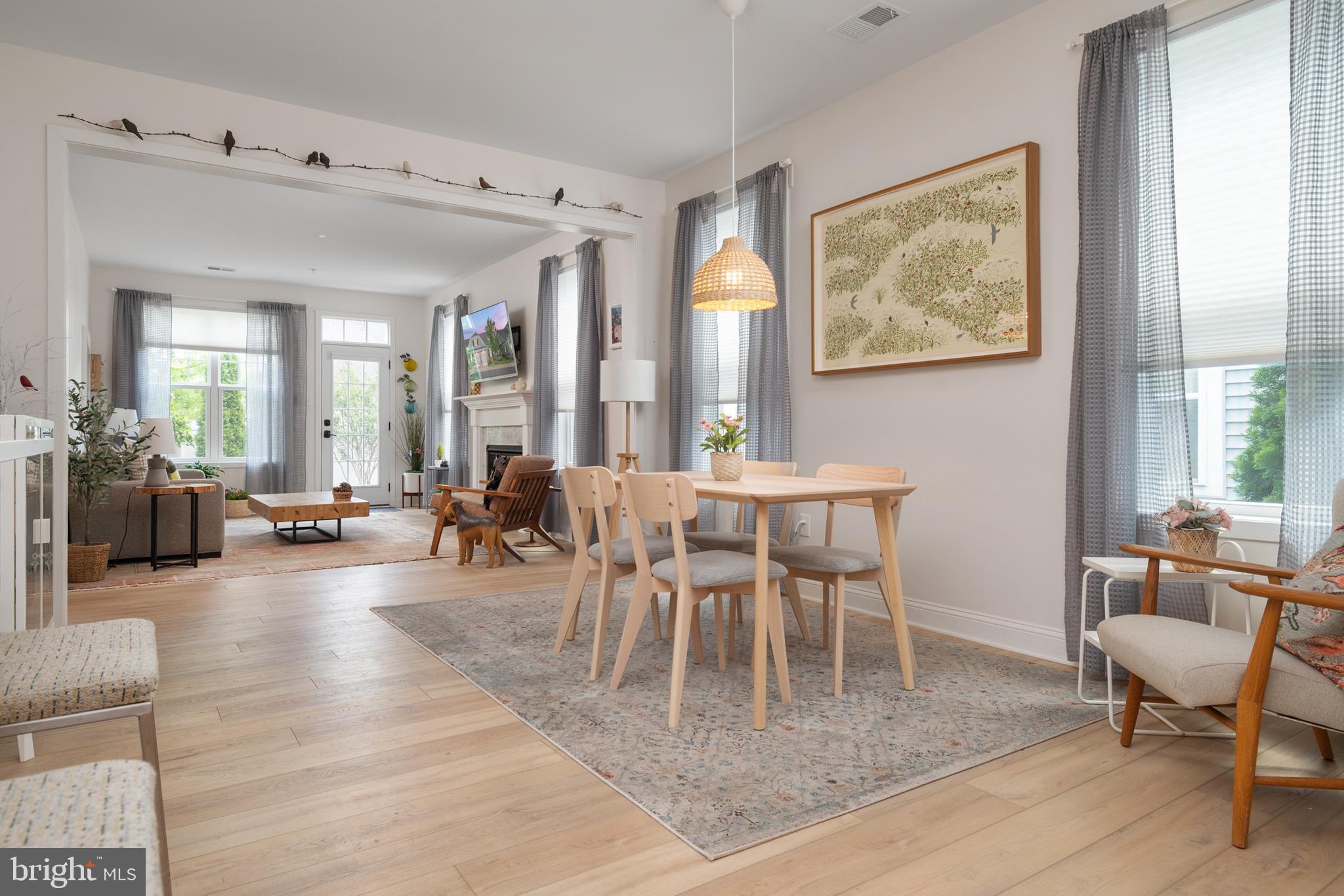 TWO RIVERS - Residential
