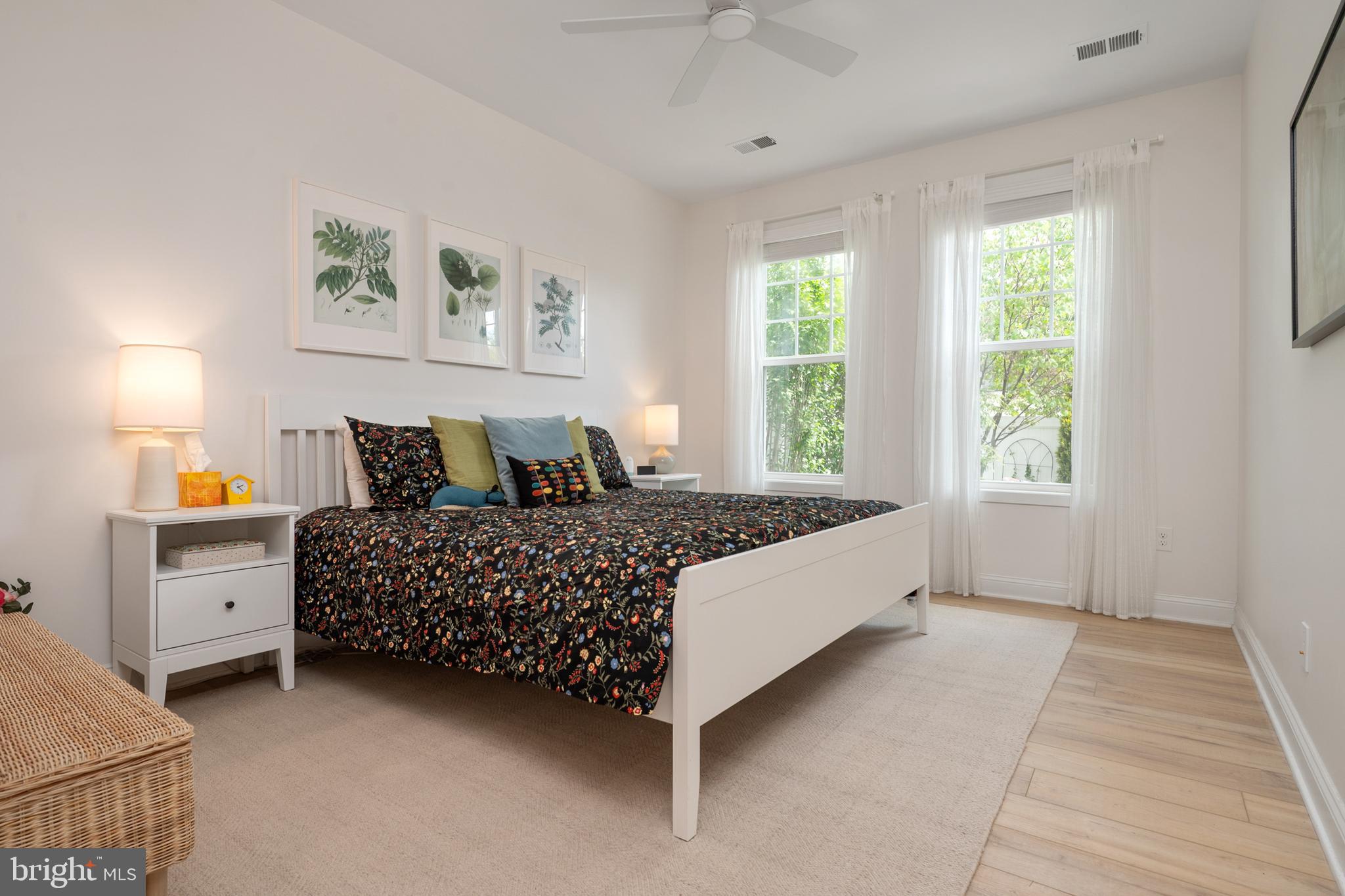 TWO RIVERS - Residential