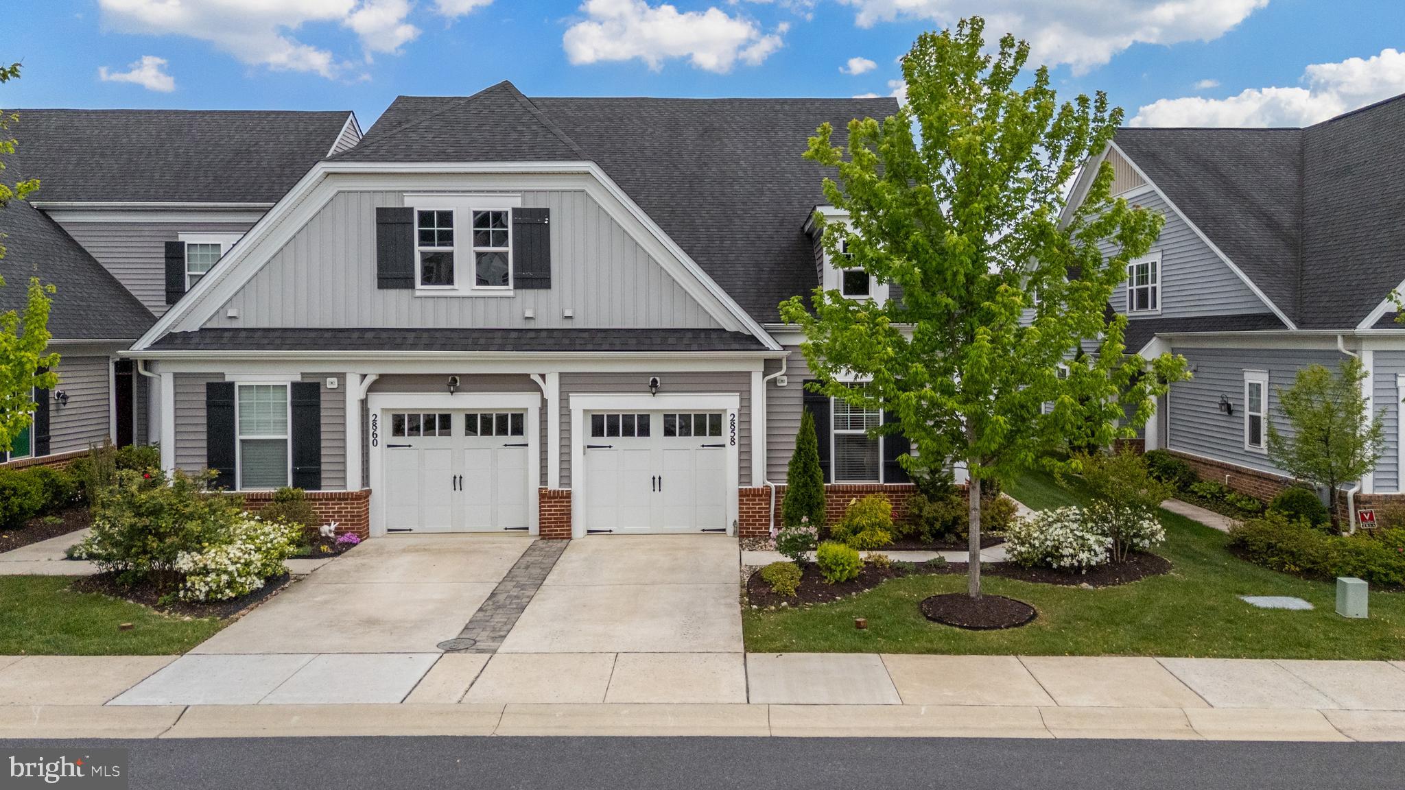 TWO RIVERS - Residential