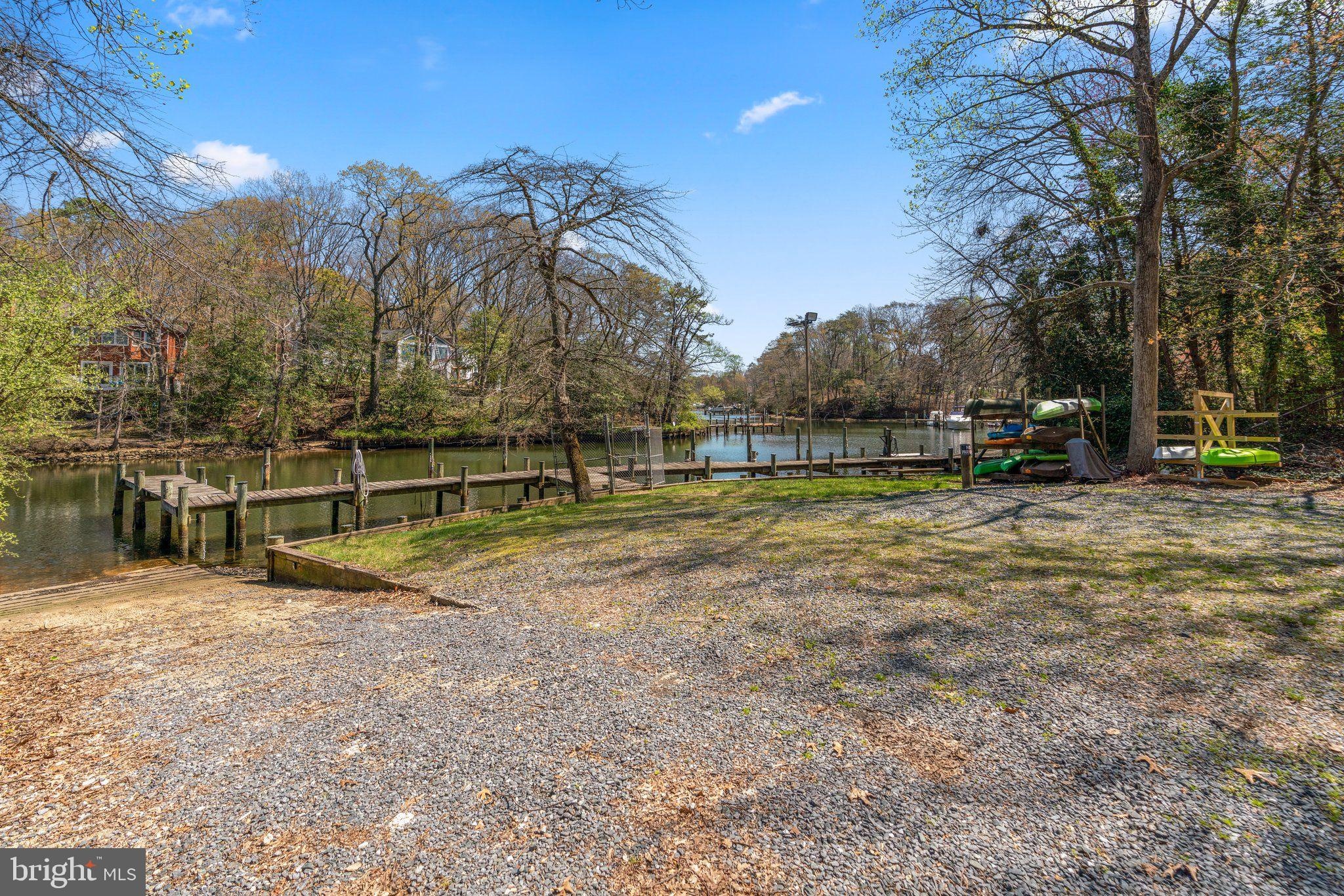 ROBINSON LANDING - Residential