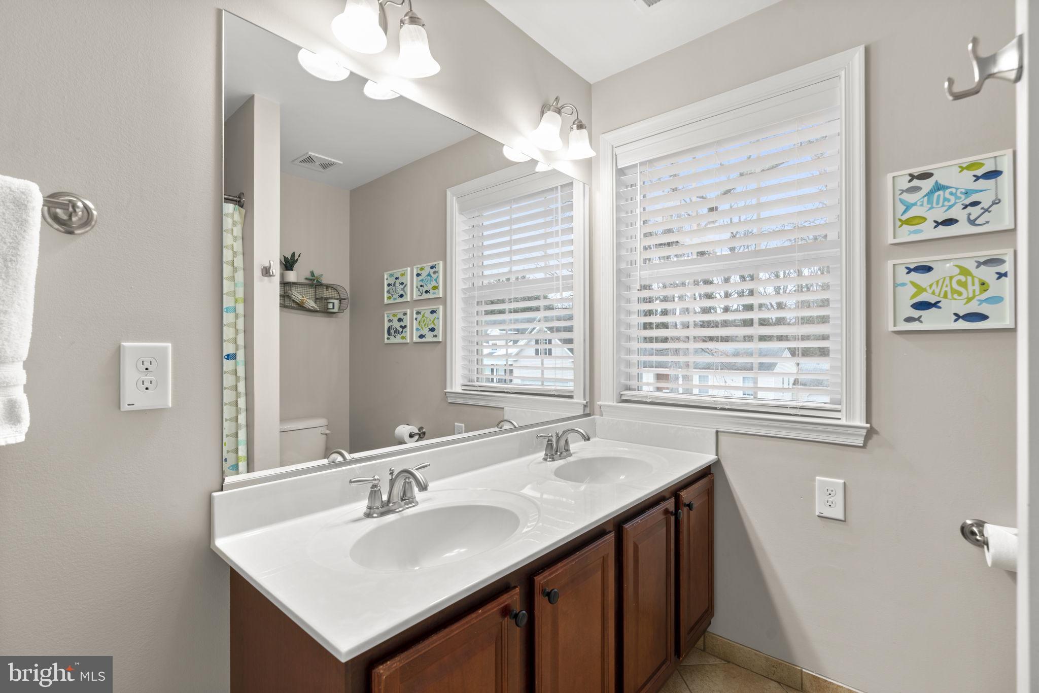 ROBINSON LANDING - Residential