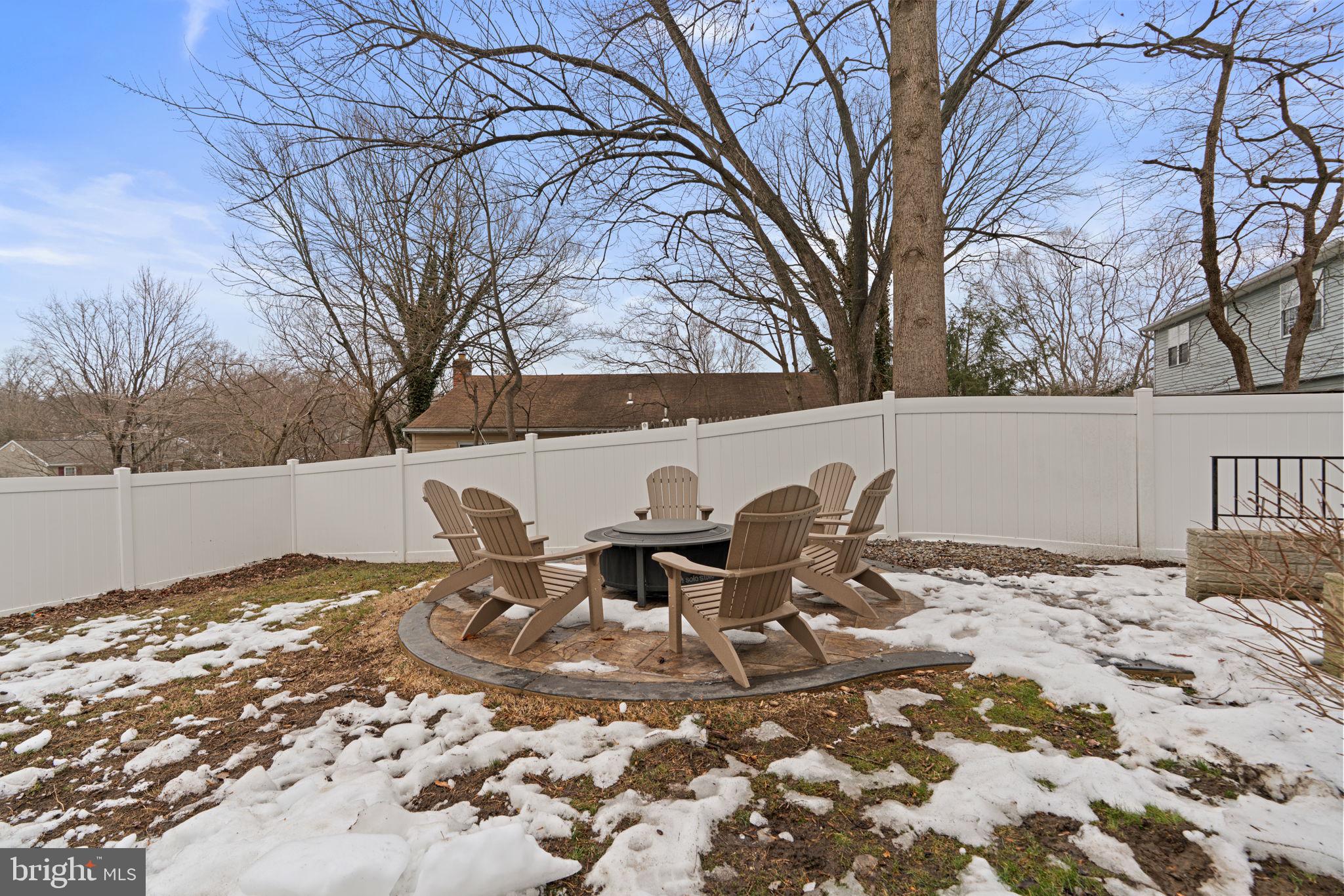 ROBINSON LANDING - Residential