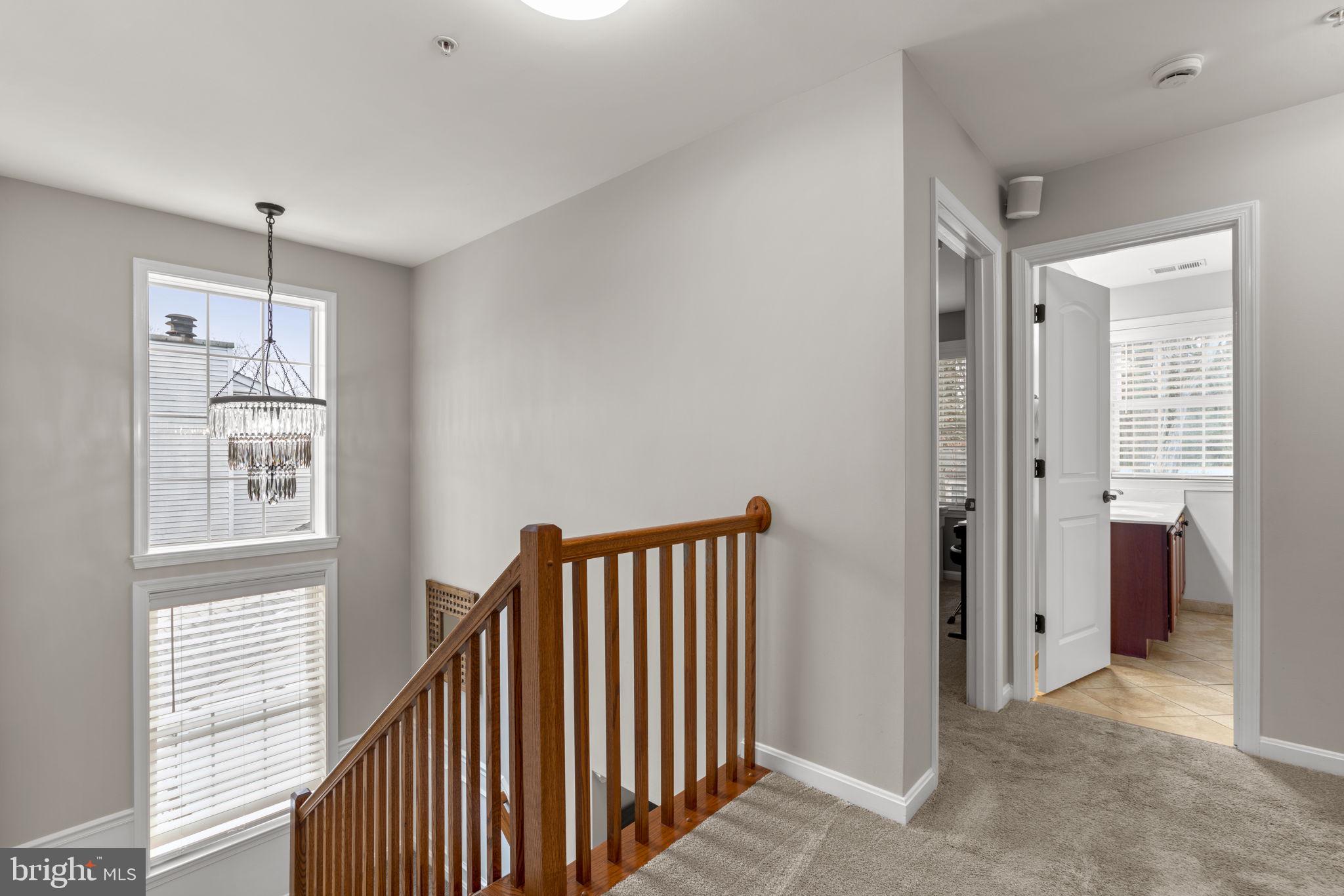 ROBINSON LANDING - Residential