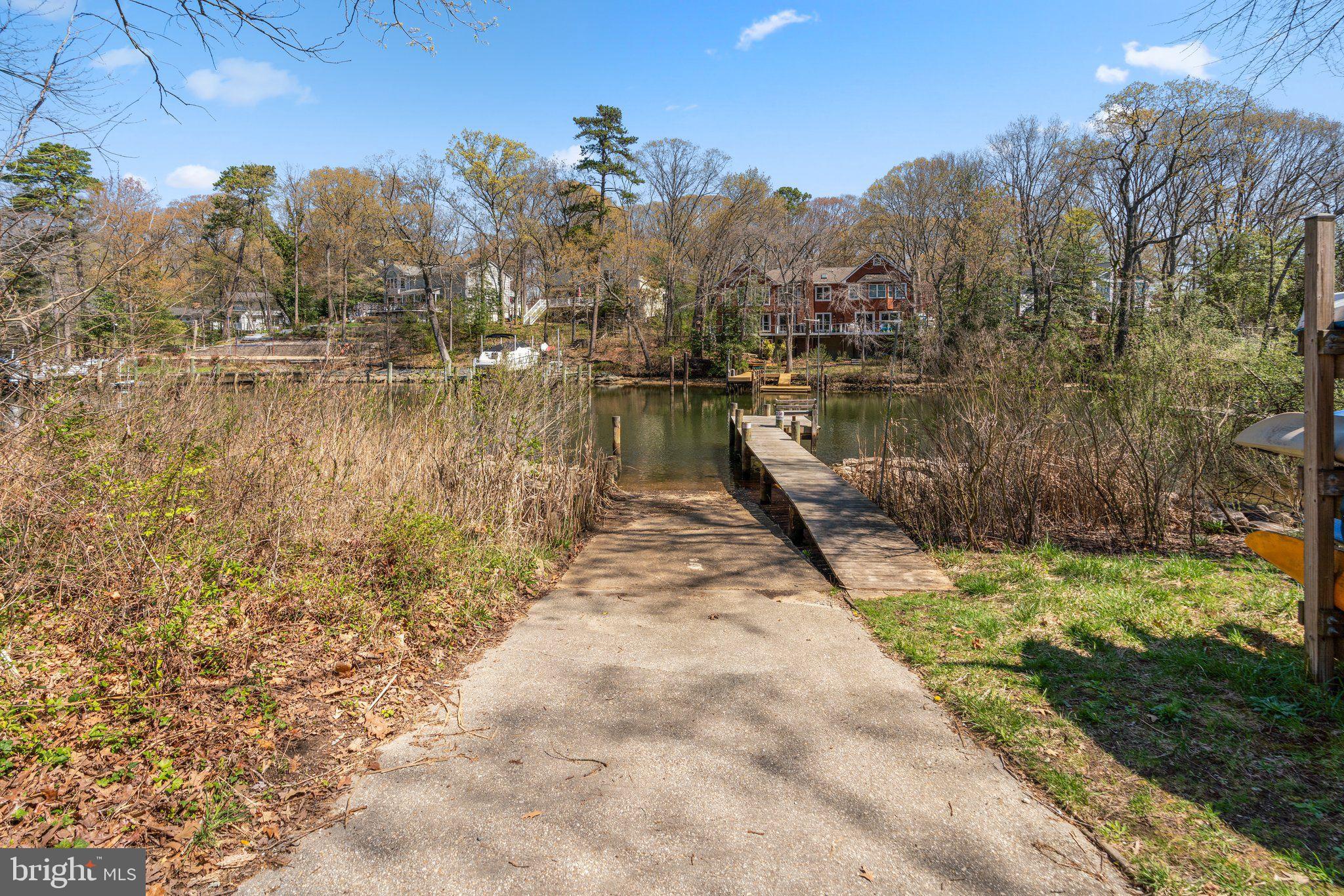 ROBINSON LANDING - Residential