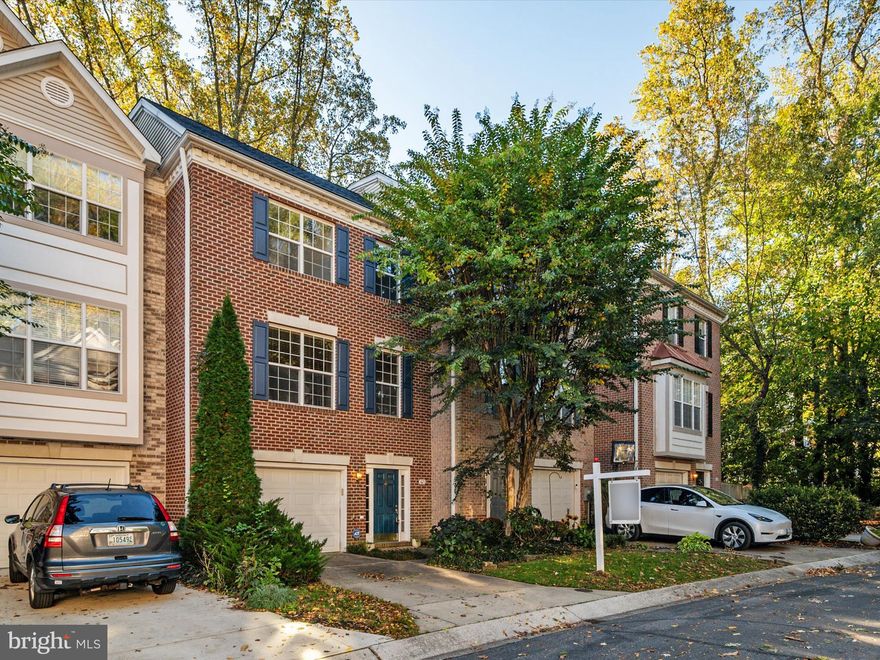 Welcome to 621 Snow Goose Lane , a wonderful opportunity to create a home that truly reflects your style. With solid updates already in place, including a new roof (2024), HVAC (2022), garage door (2021), and appliances (2020), you can focus on adding your own finishing touches. A little paint, new carpet, and refreshed bathrooms will bring this home back to life. Bring your paintbrush and imagination   this one has great potential and value. Being sold as-is.