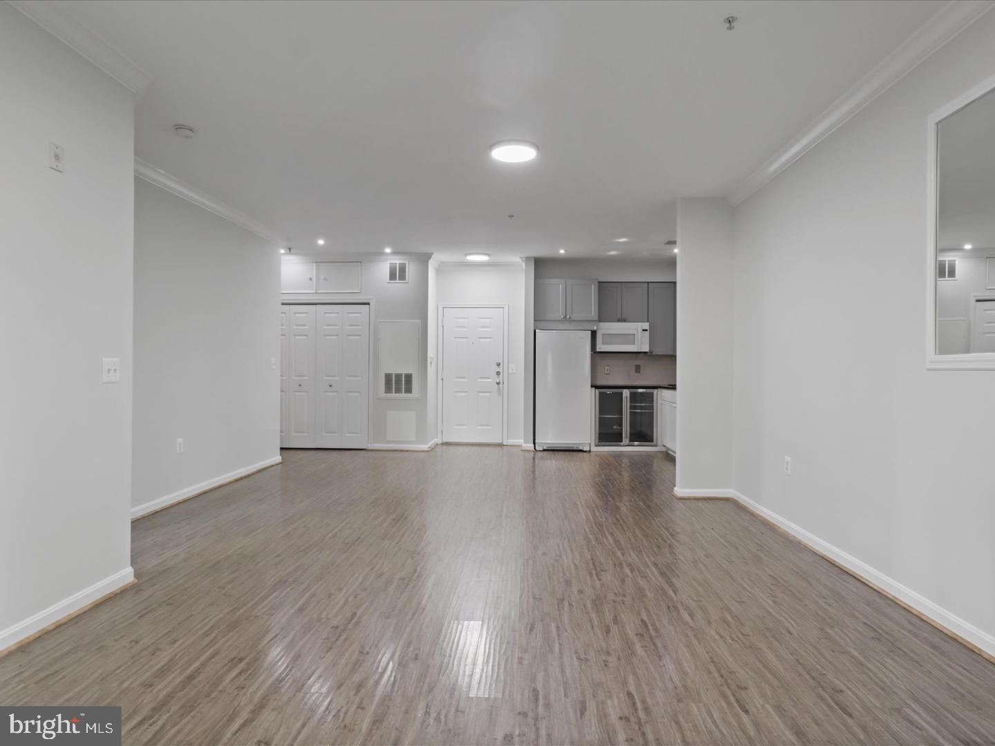 VIRGINIA CENTER - Residential