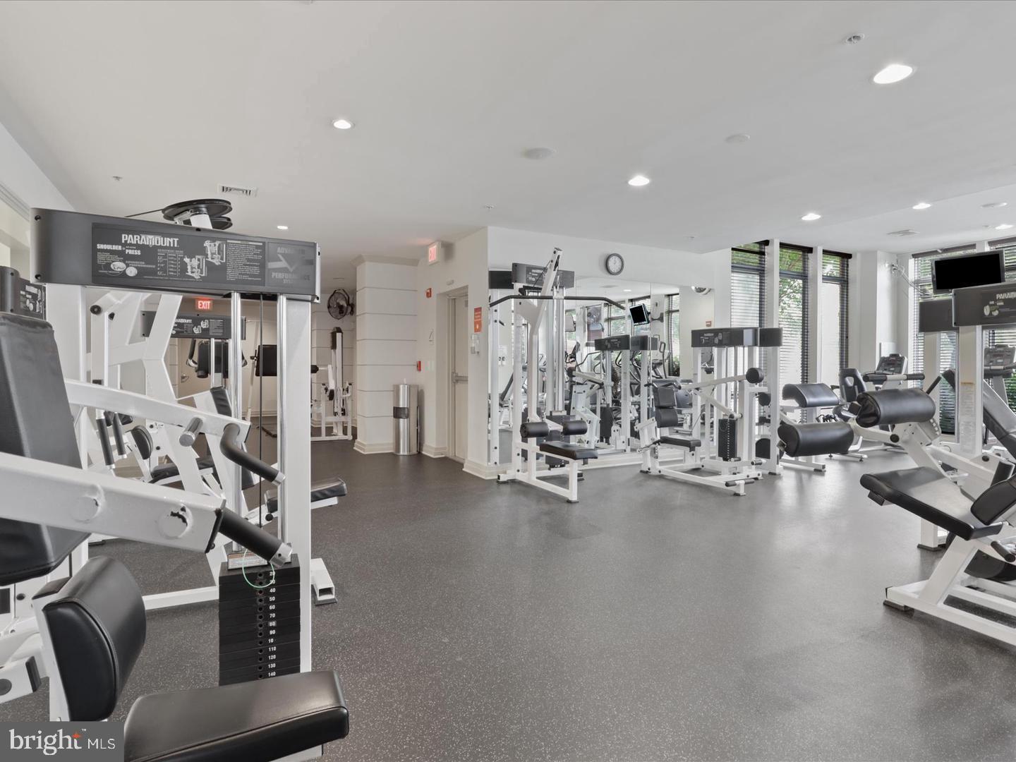 VIRGINIA CENTER - Residential