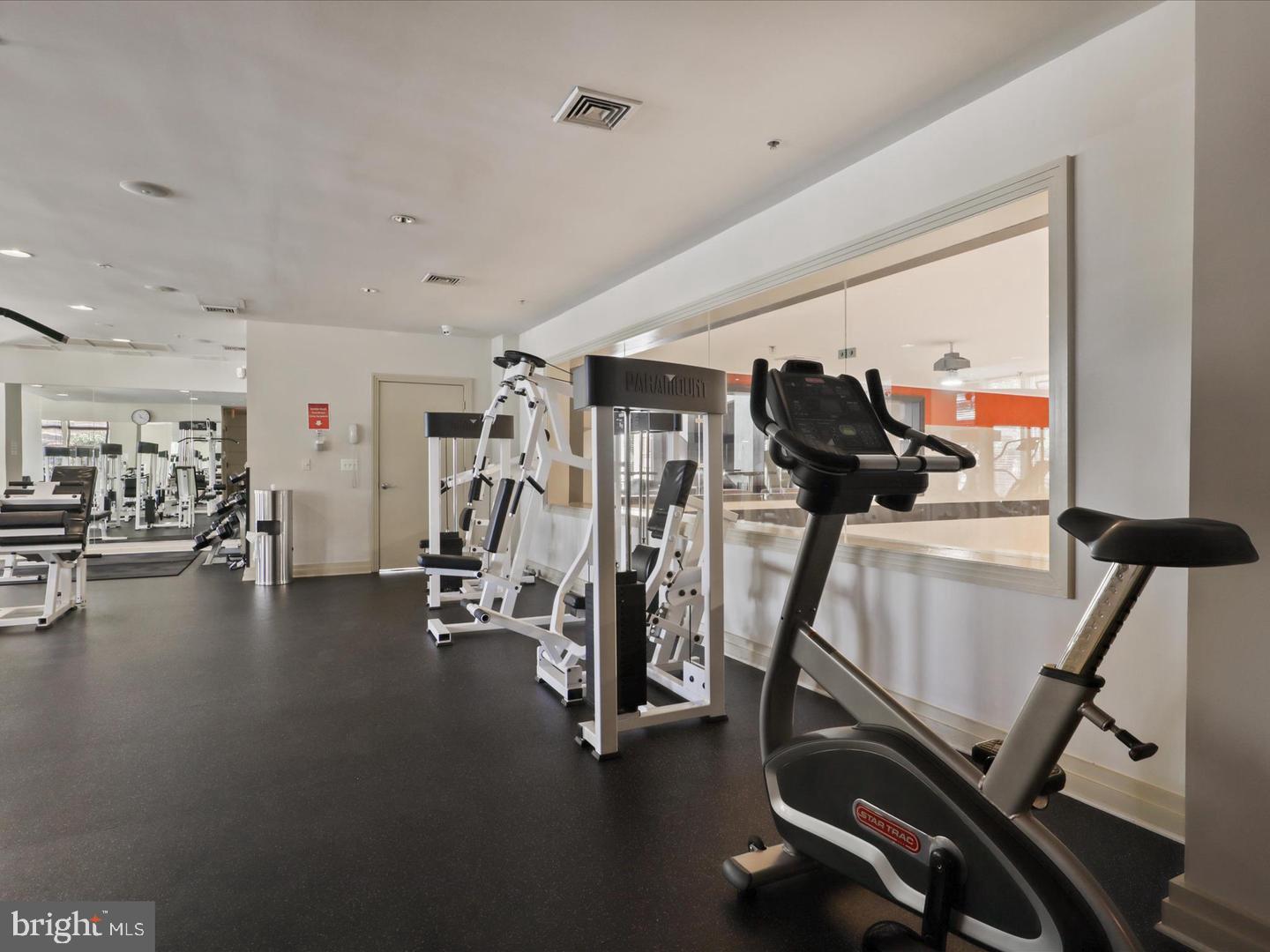 VIRGINIA CENTER - Residential