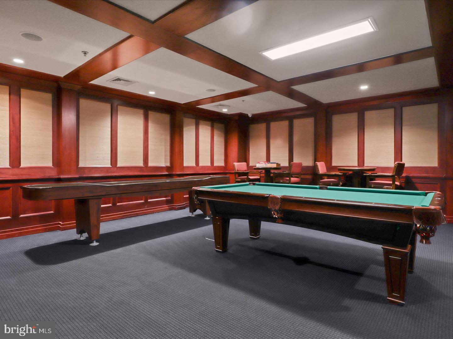 VIRGINIA CENTER - Residential