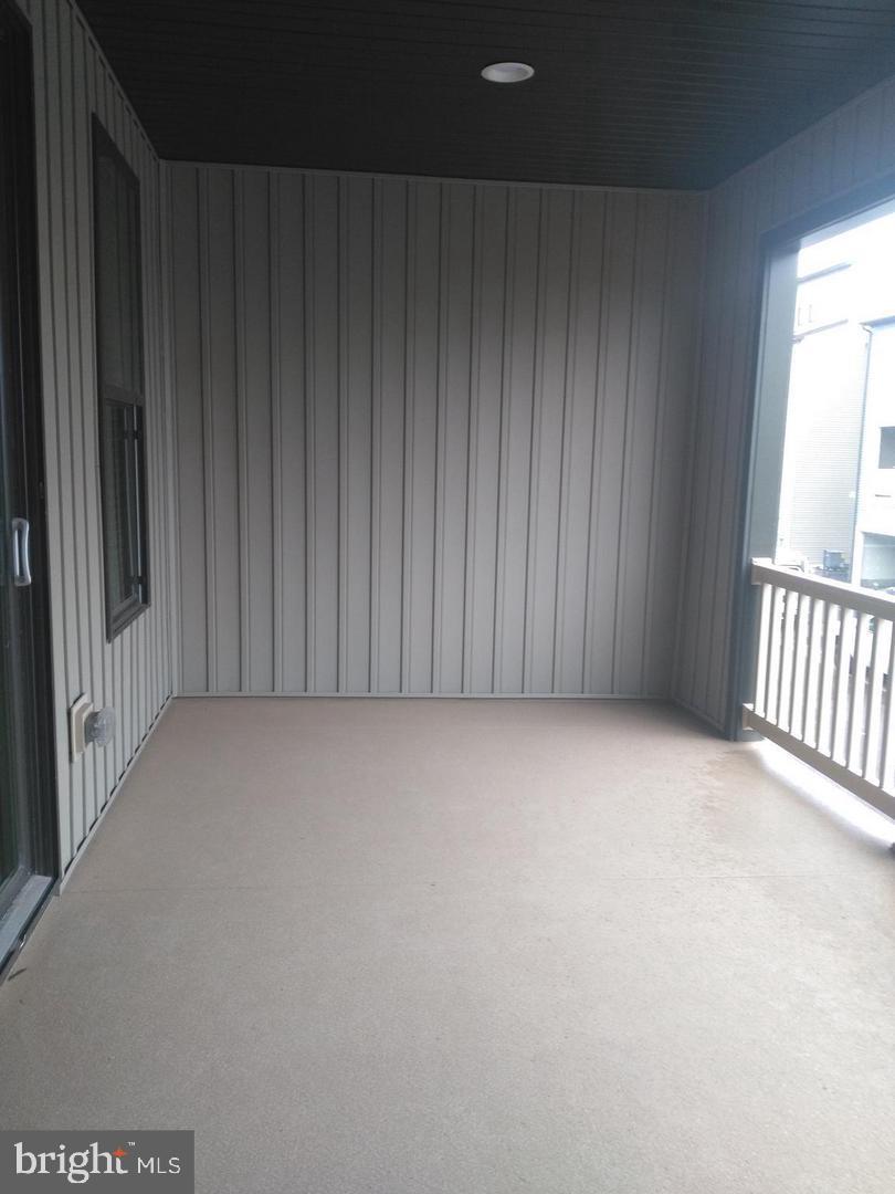 WESTMOORE AT MOOREFIELD - Residential Lease