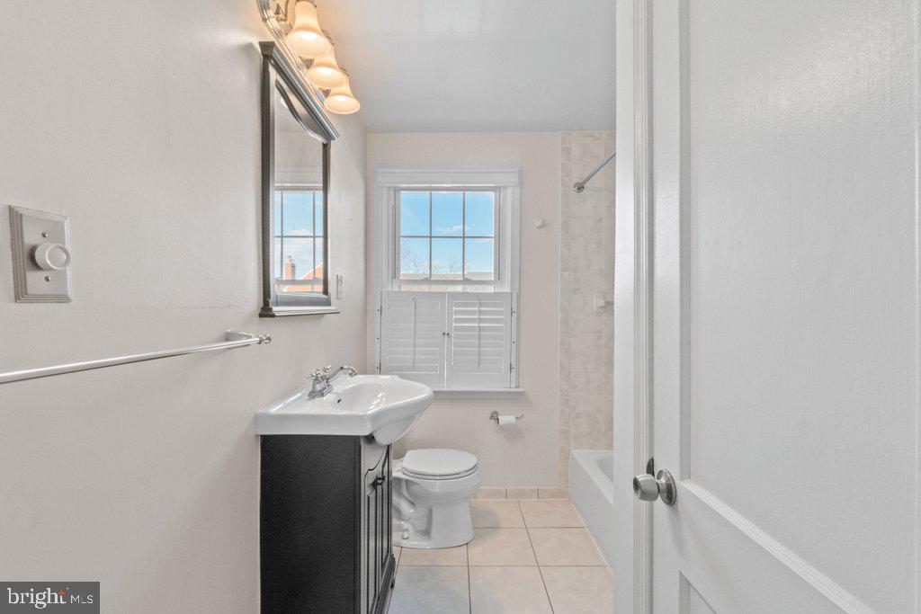 LOCH RAVEN VILLAGE - Residential