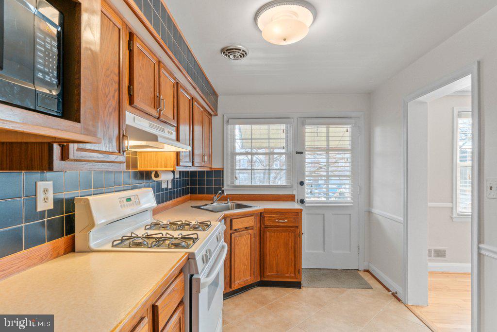 LOCH RAVEN VILLAGE - Residential