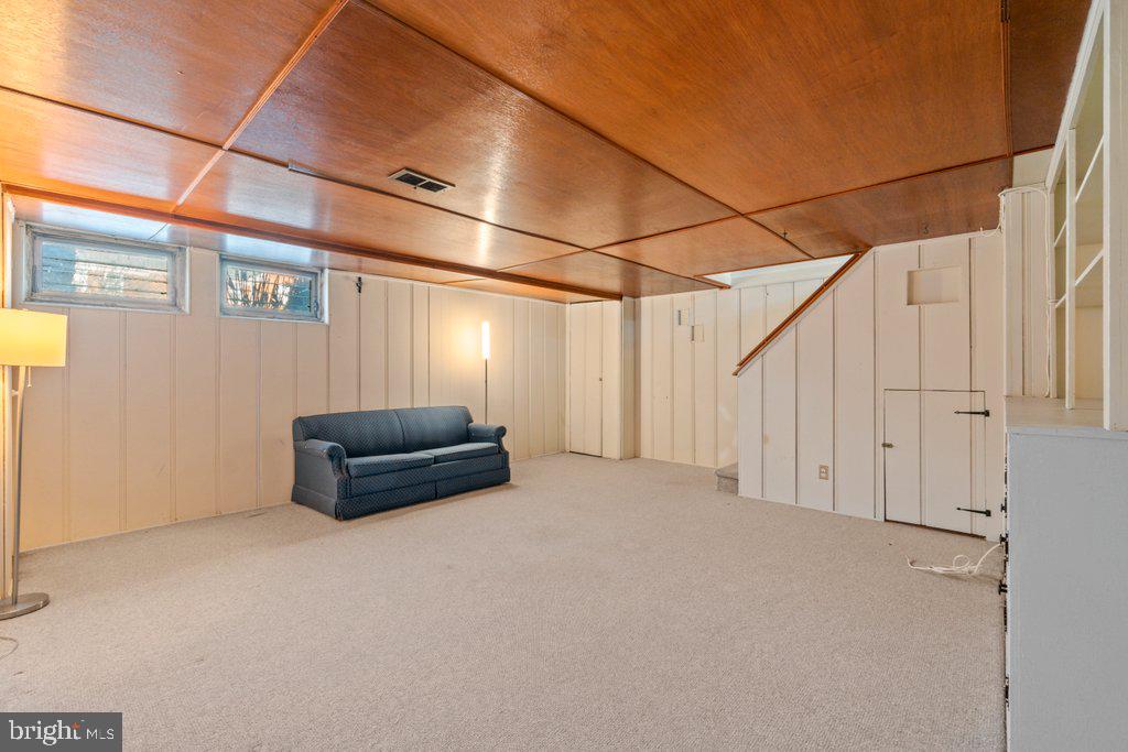 LOCH RAVEN VILLAGE - Residential