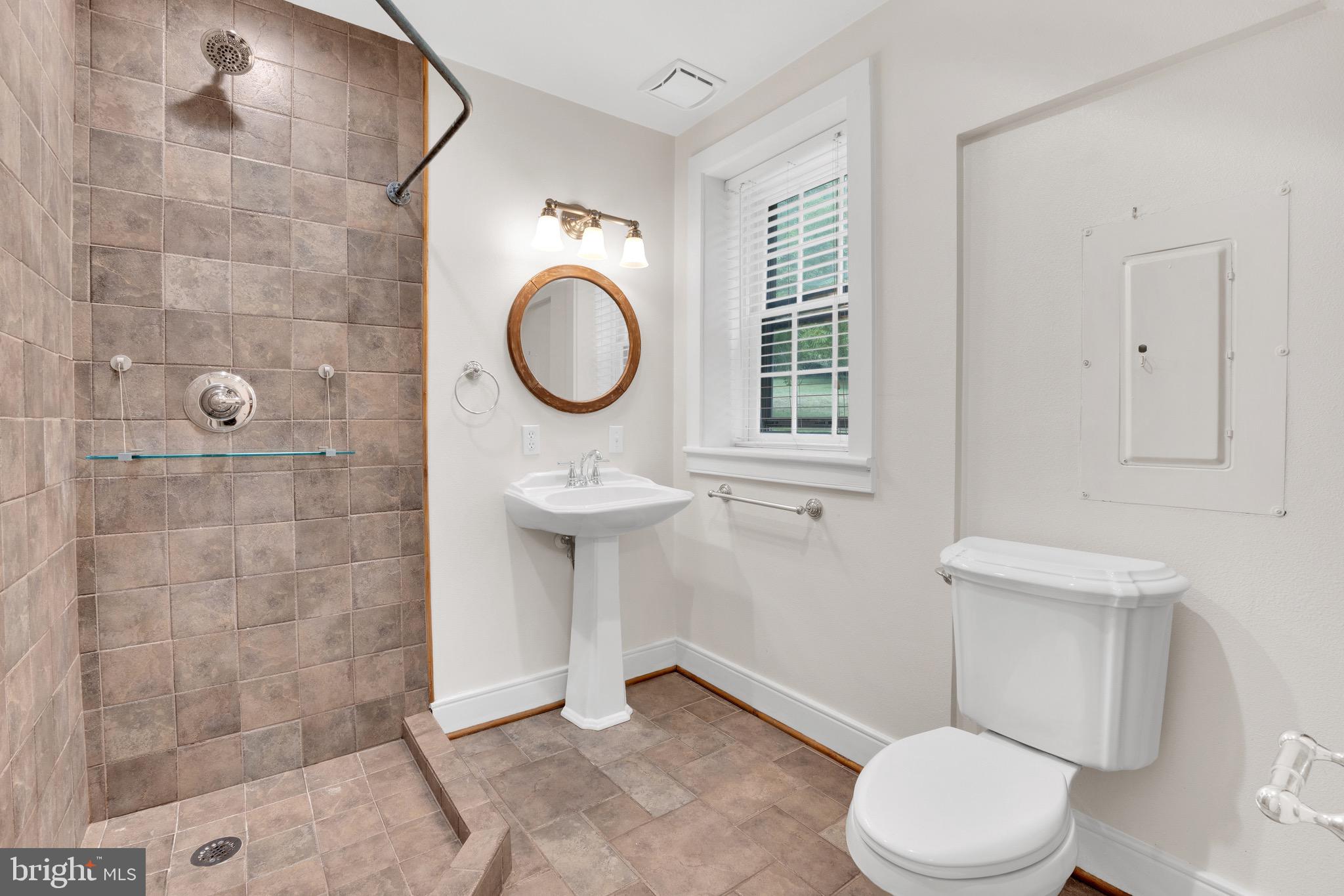 GOSHEN ESTATES - Residential