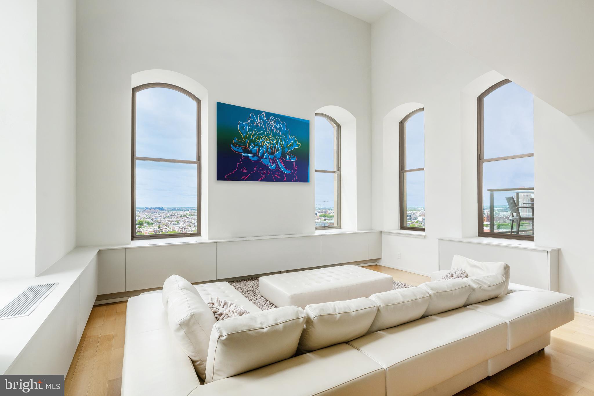 SOCIETY HILL - Residential