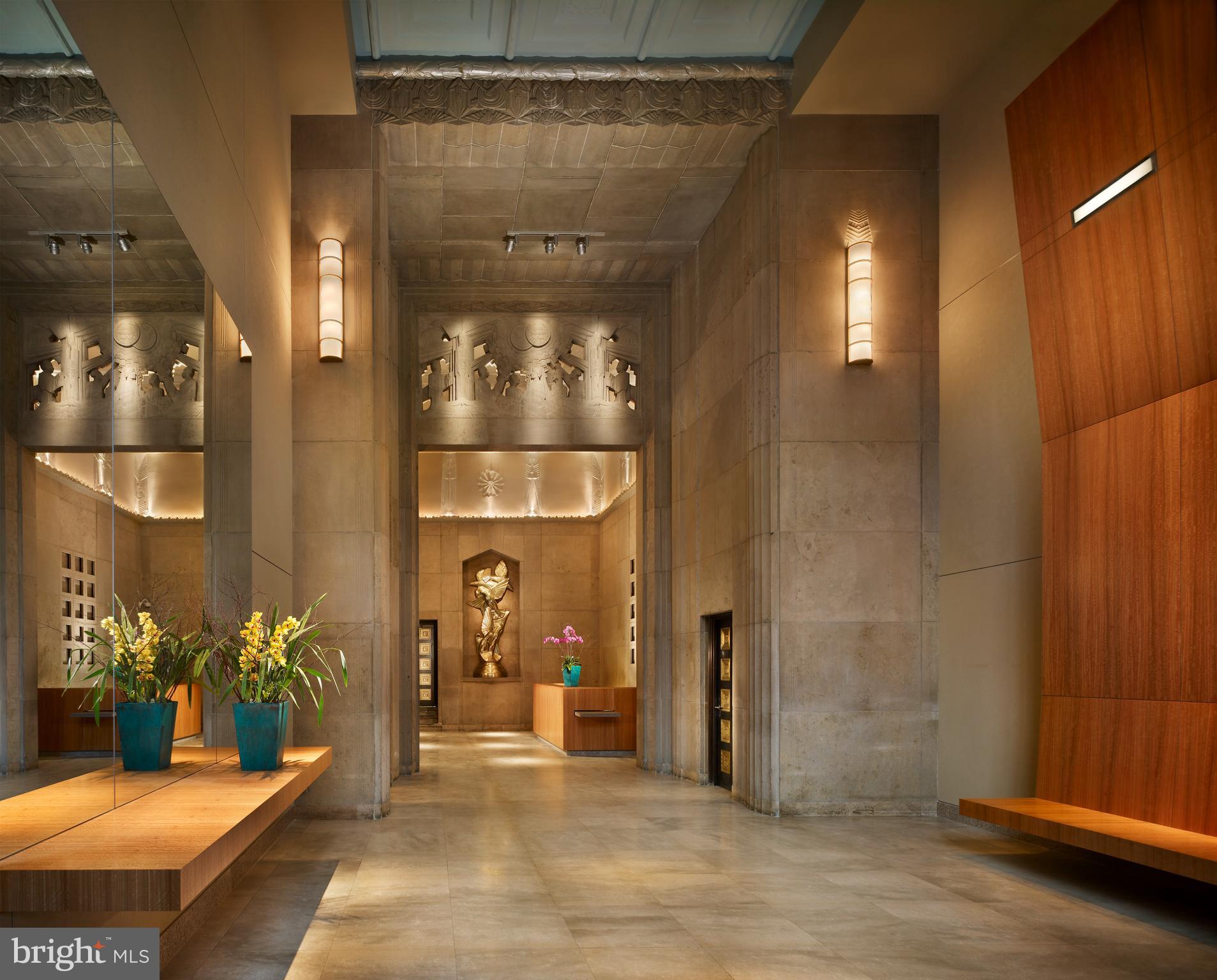 SOCIETY HILL - Residential