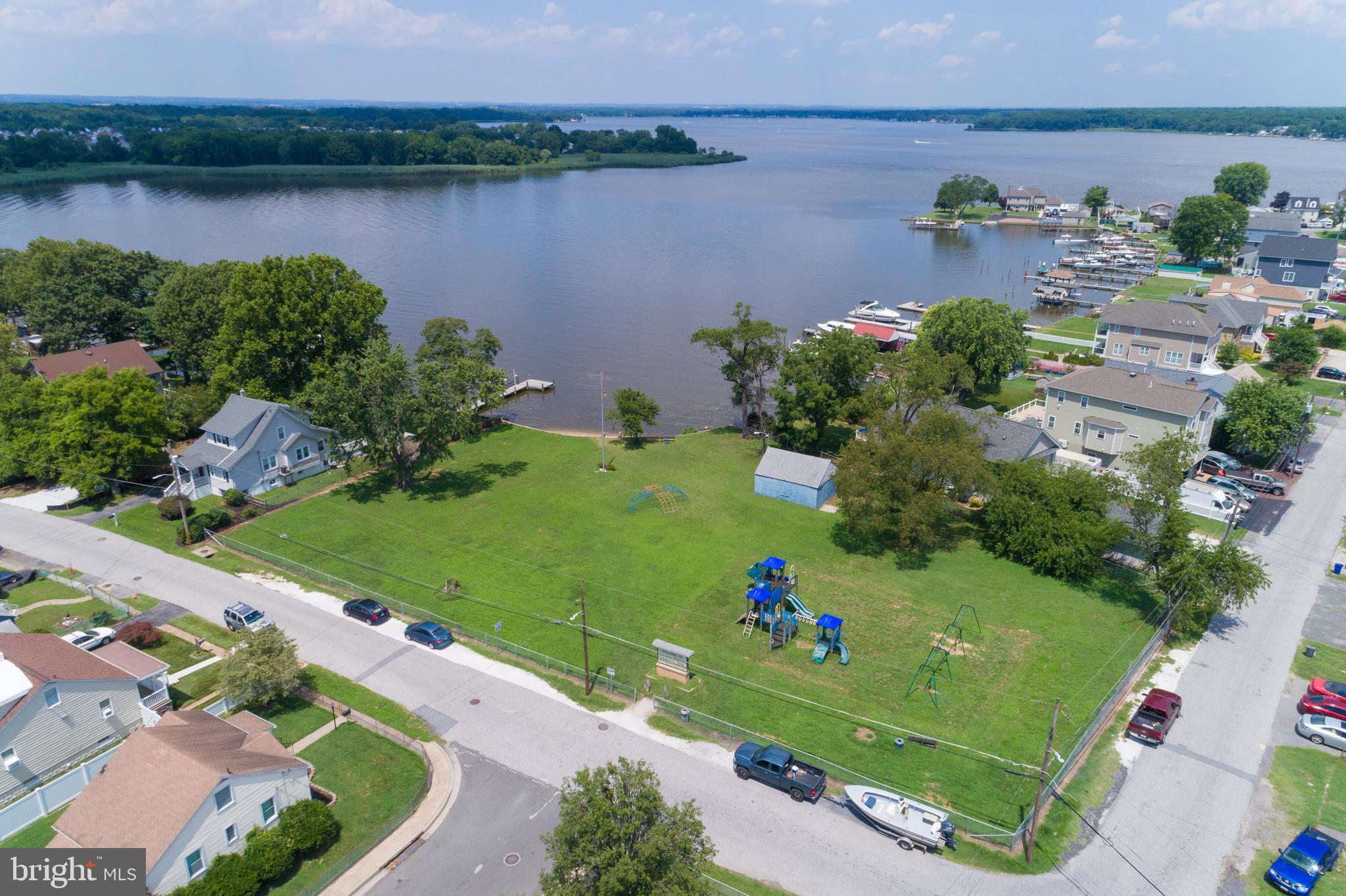 LYNCH POINT - Residential