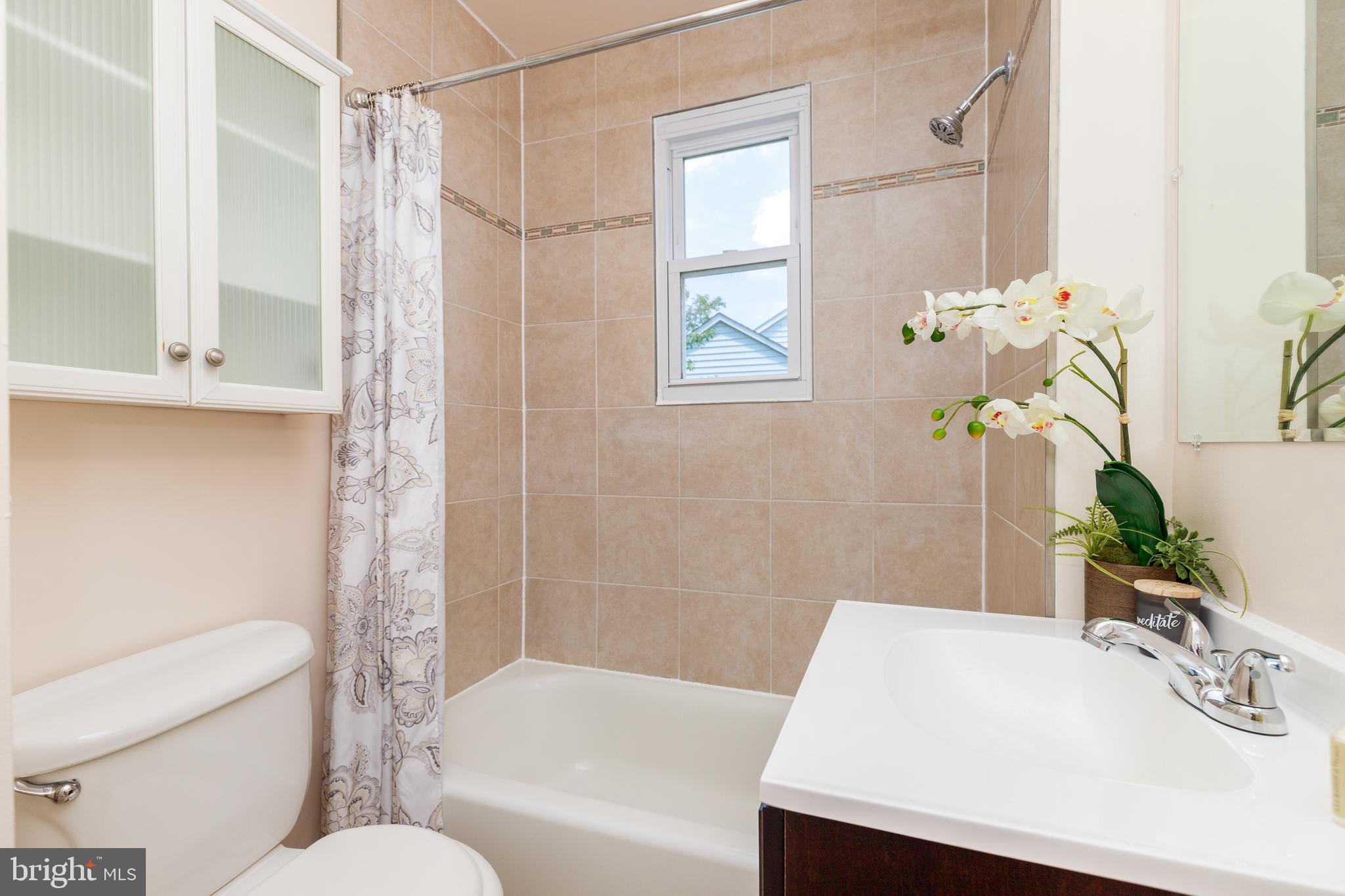 LYNCH POINT - Residential