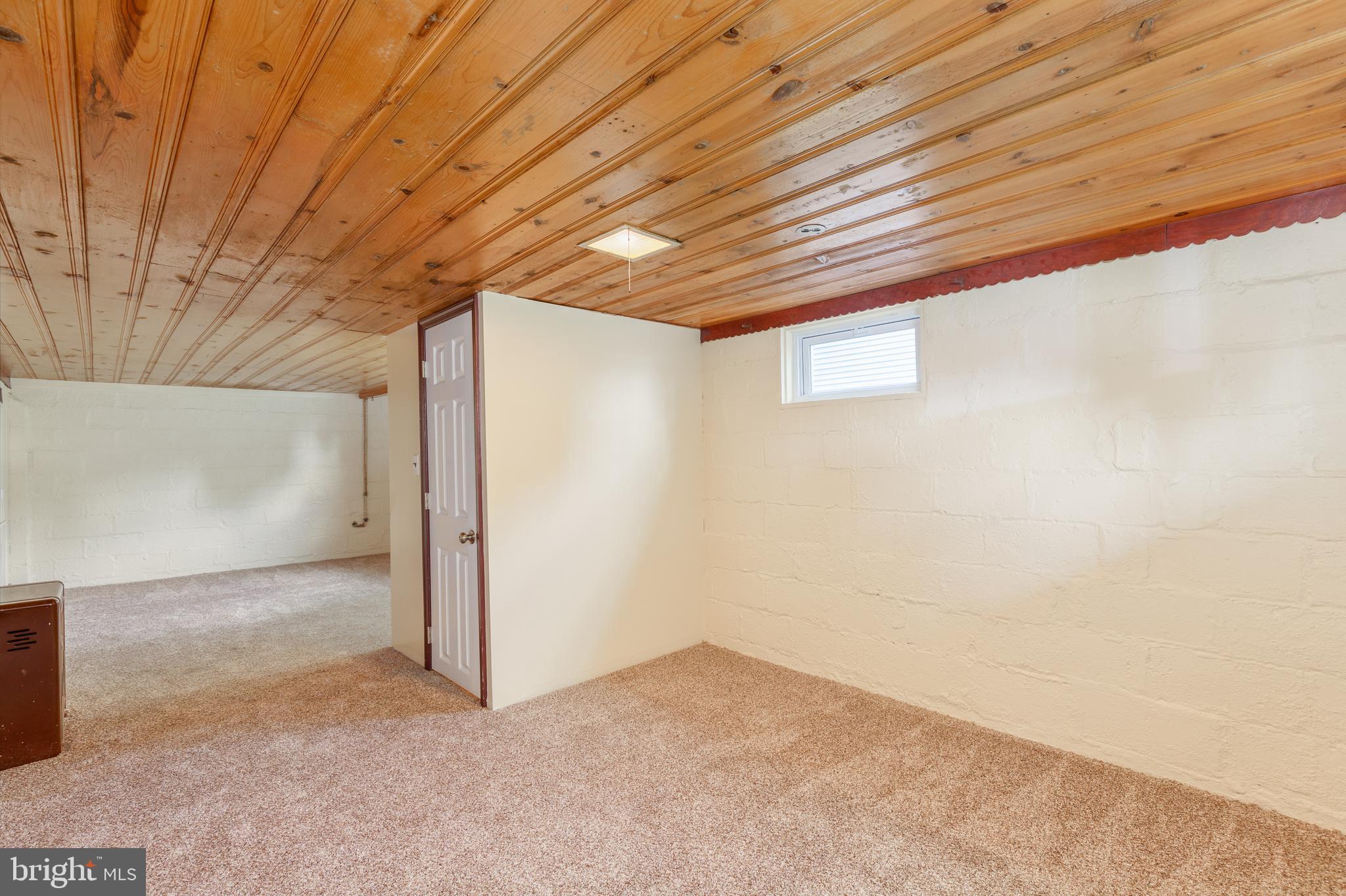 LYNCH POINT - Residential