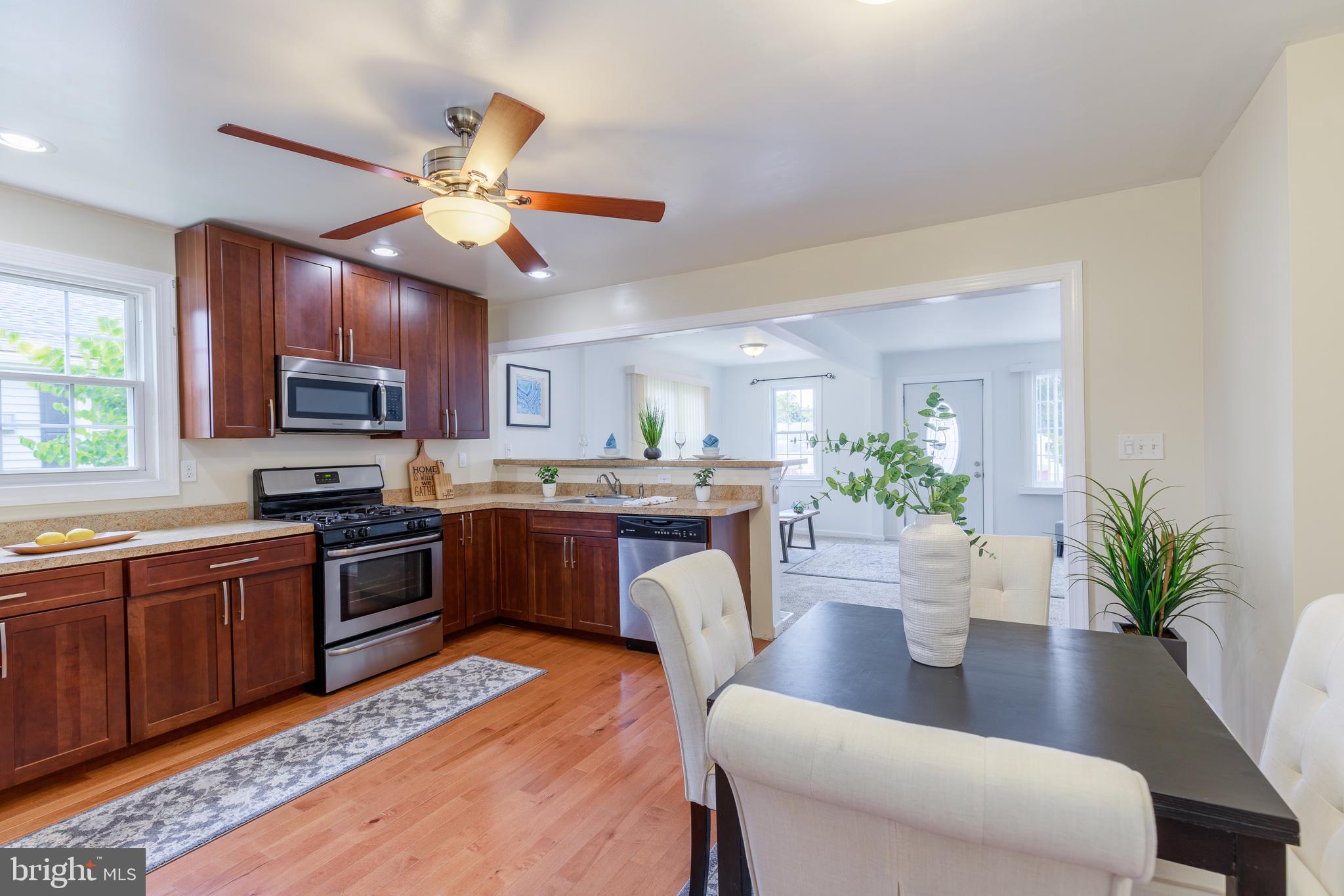 LYNCH POINT - Residential