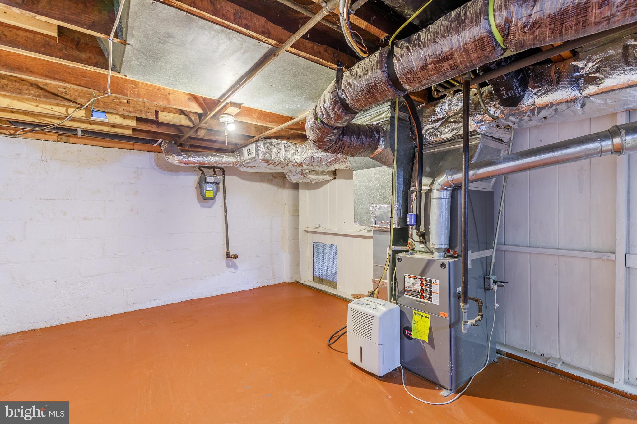 LYNCH POINT - Residential