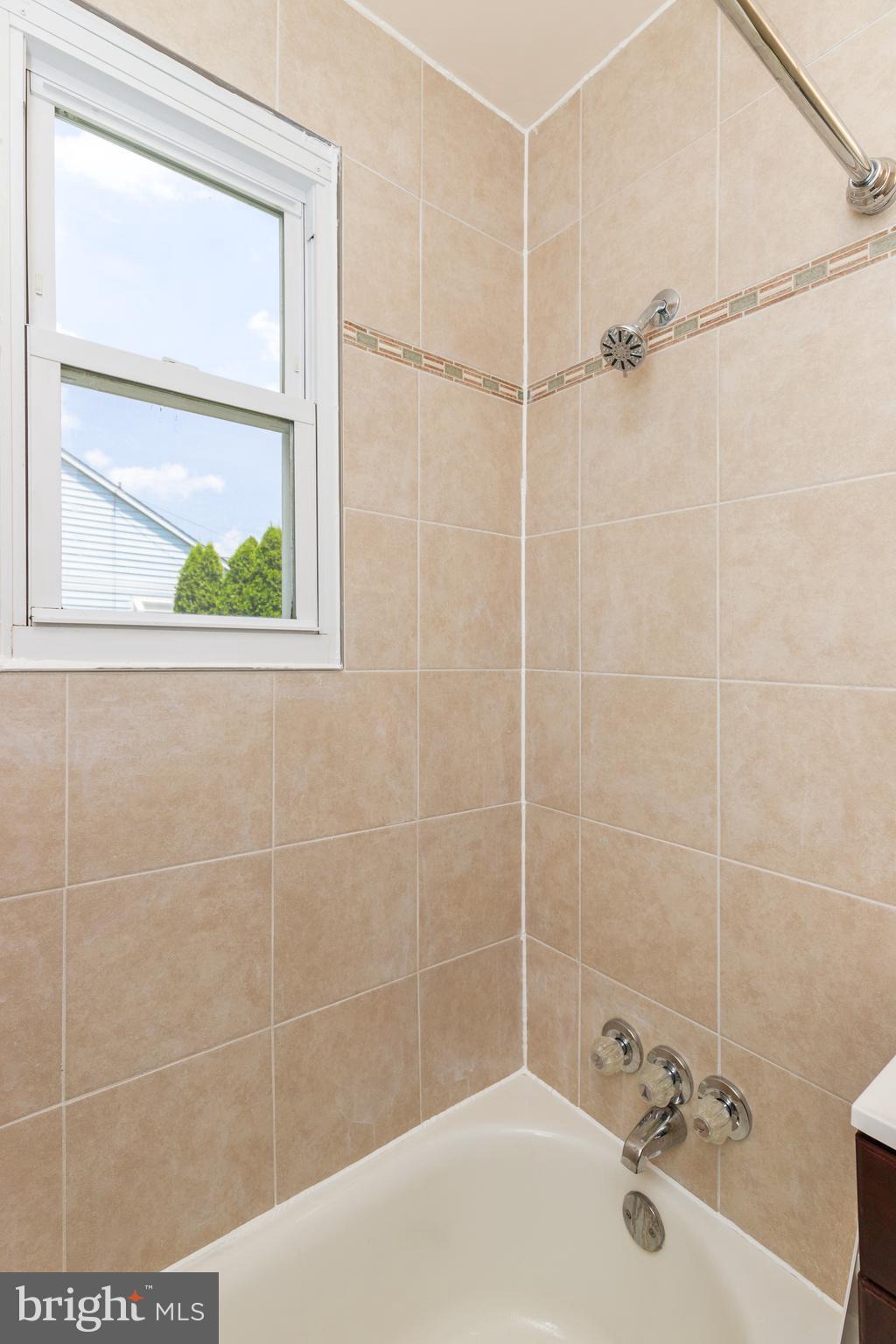 LYNCH POINT - Residential