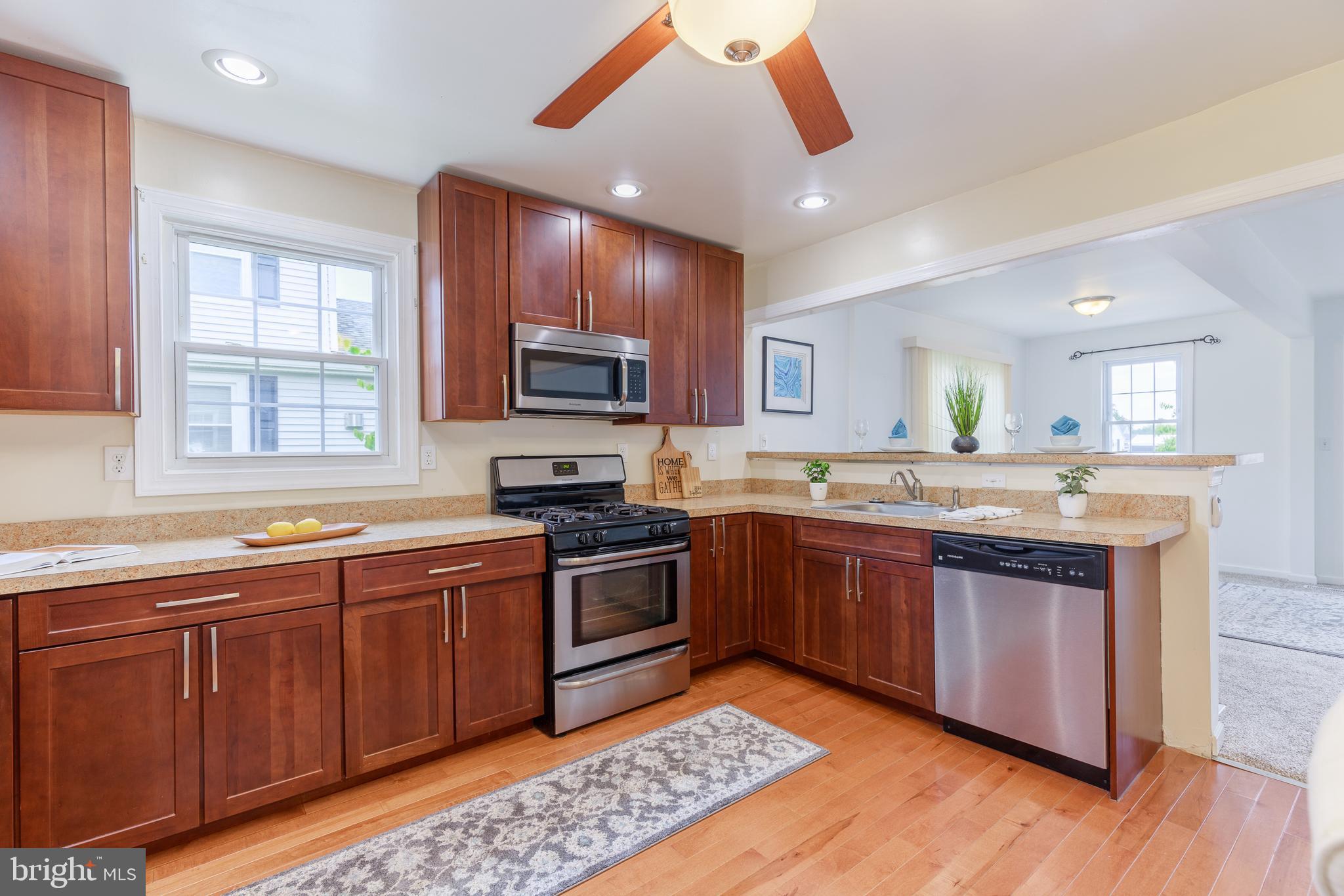 LYNCH POINT - Residential