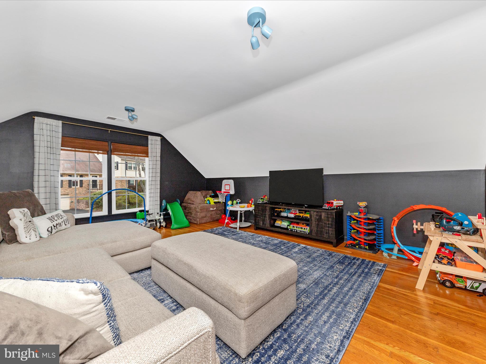 WHETSTONE - Residential