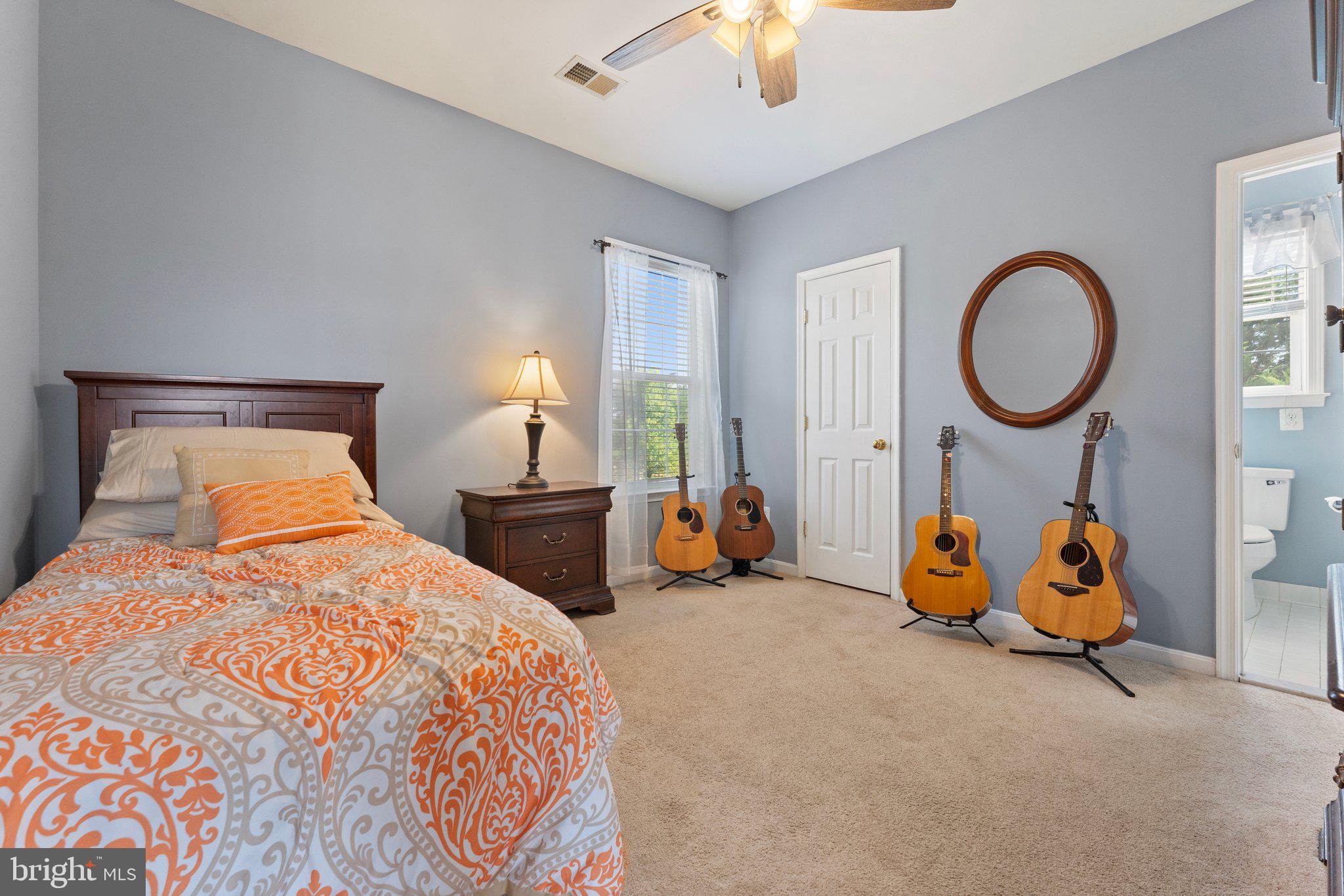 MADISON GROVE - Residential