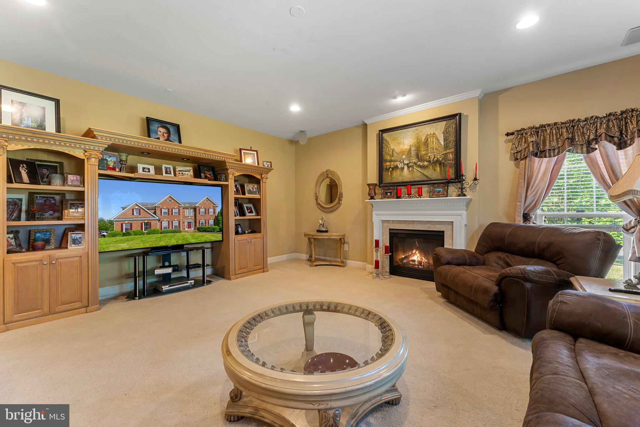 MADISON GROVE - Residential