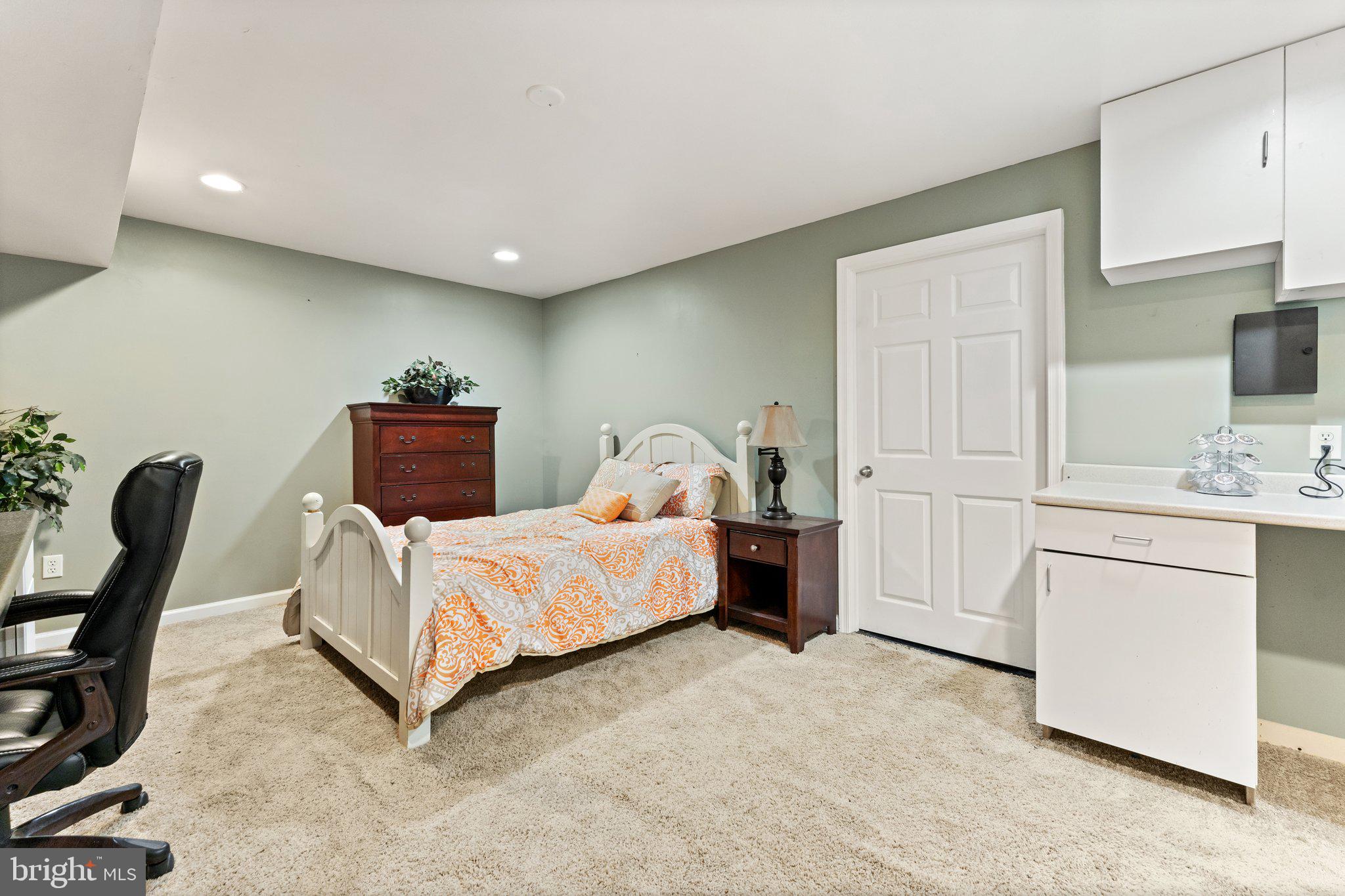 MADISON GROVE - Residential