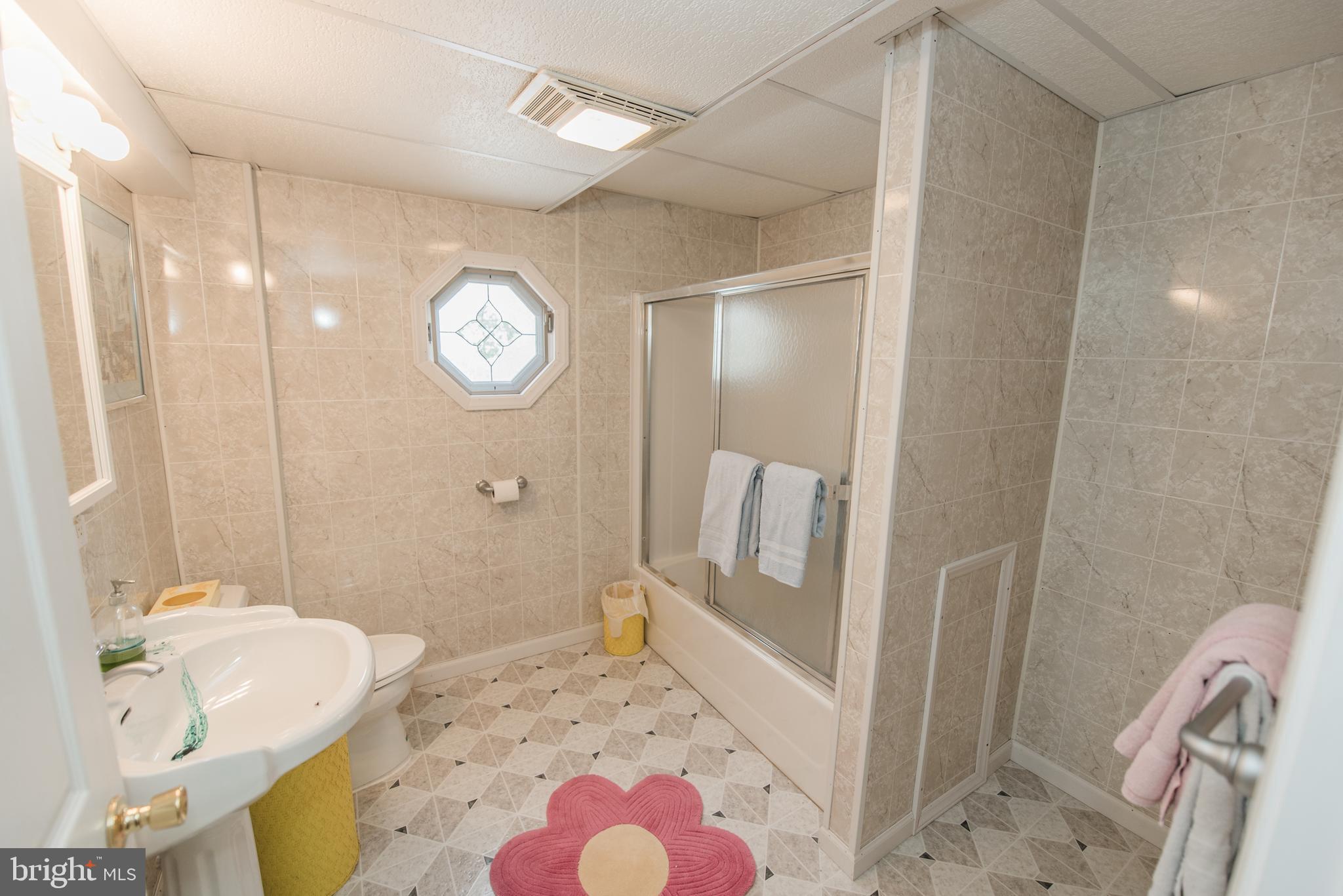 THE WOODS - Residential