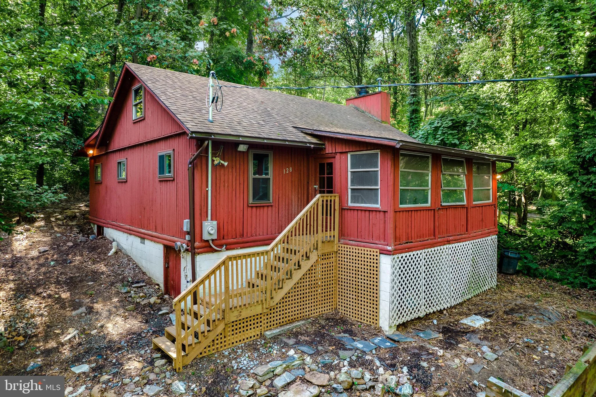 128 Highview Road, Harpers Ferry, WV 25425