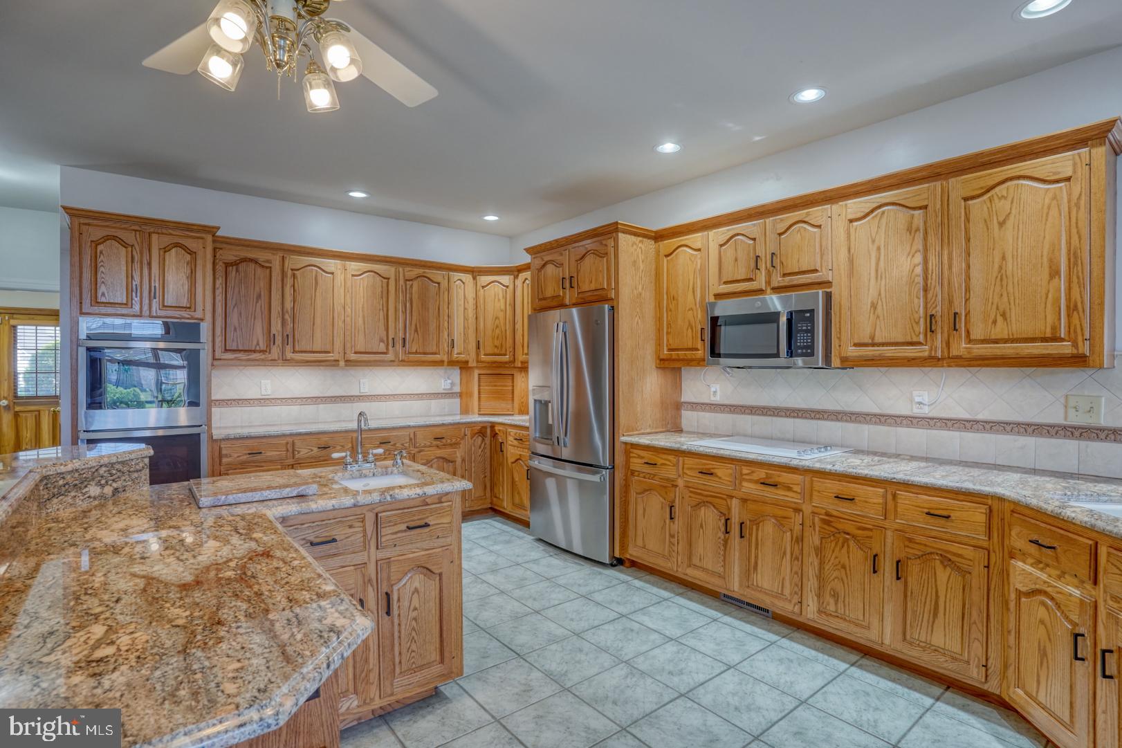 PENNWOOD - Residential Lease