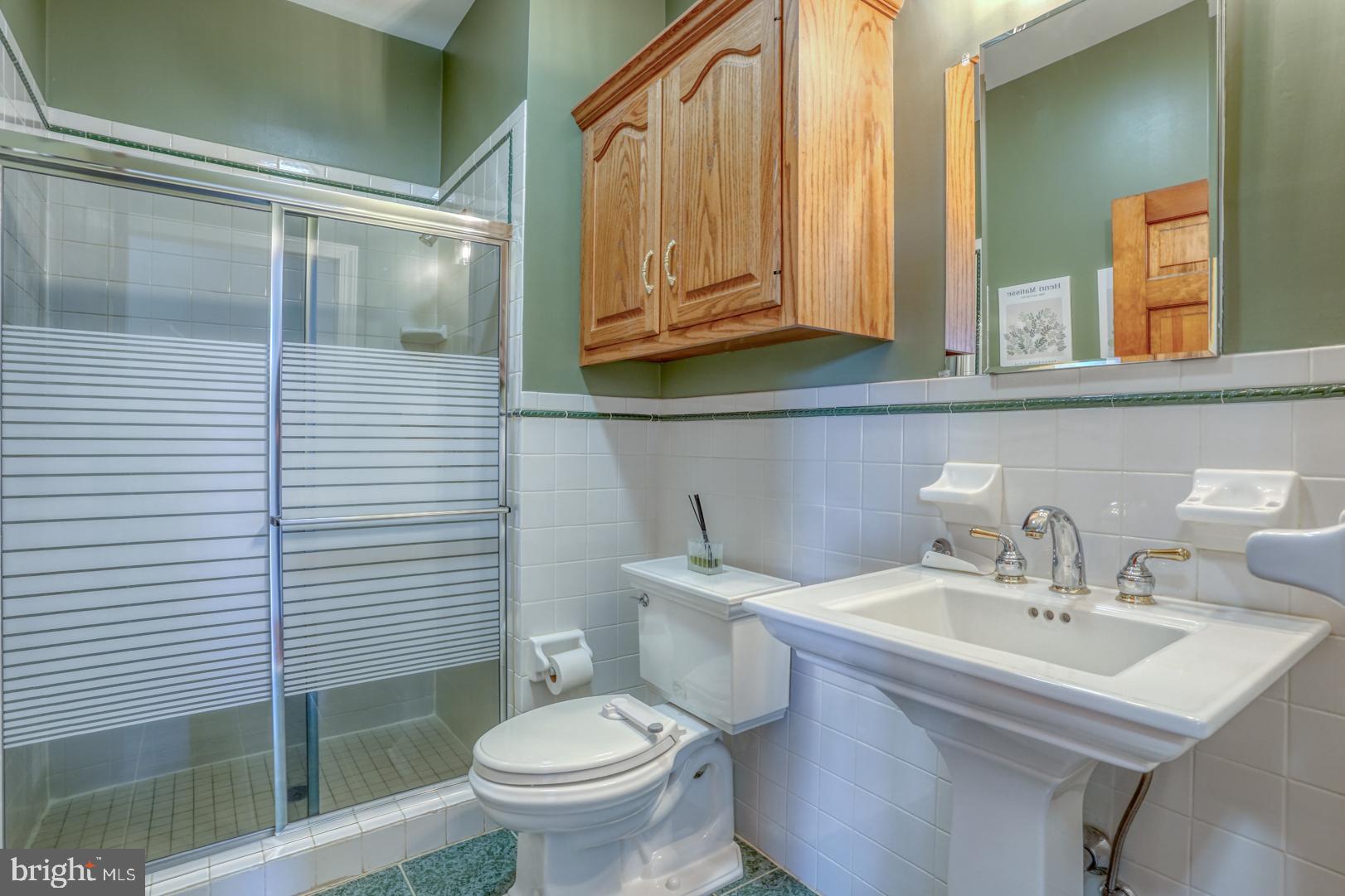 PENNWOOD - Residential Lease