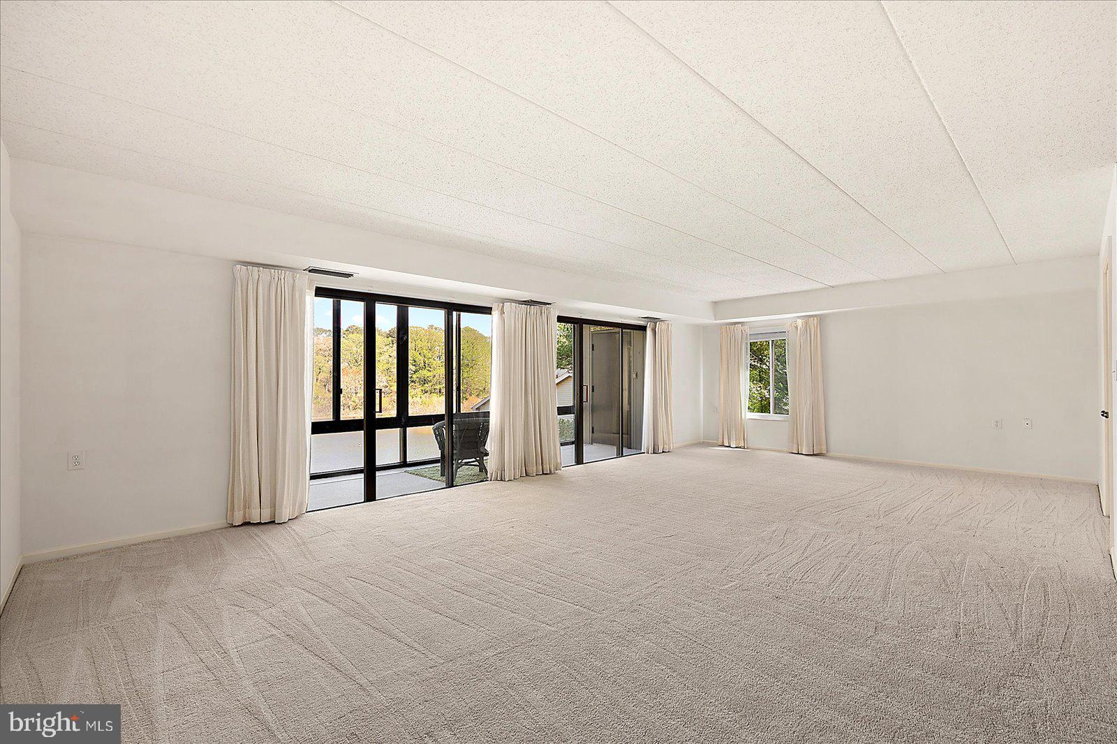 CANAL WOODS III - Residential