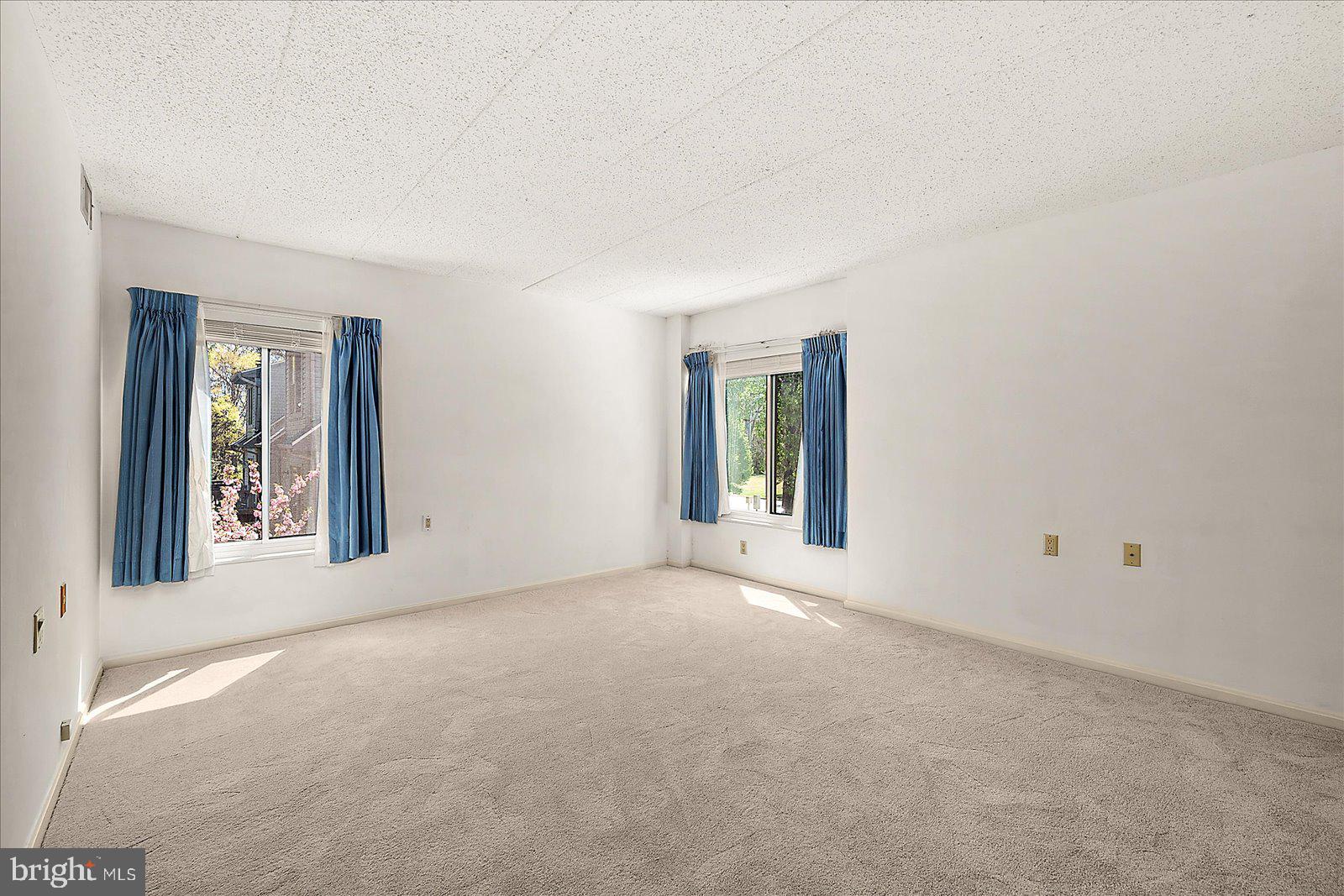 CANAL WOODS III - Residential