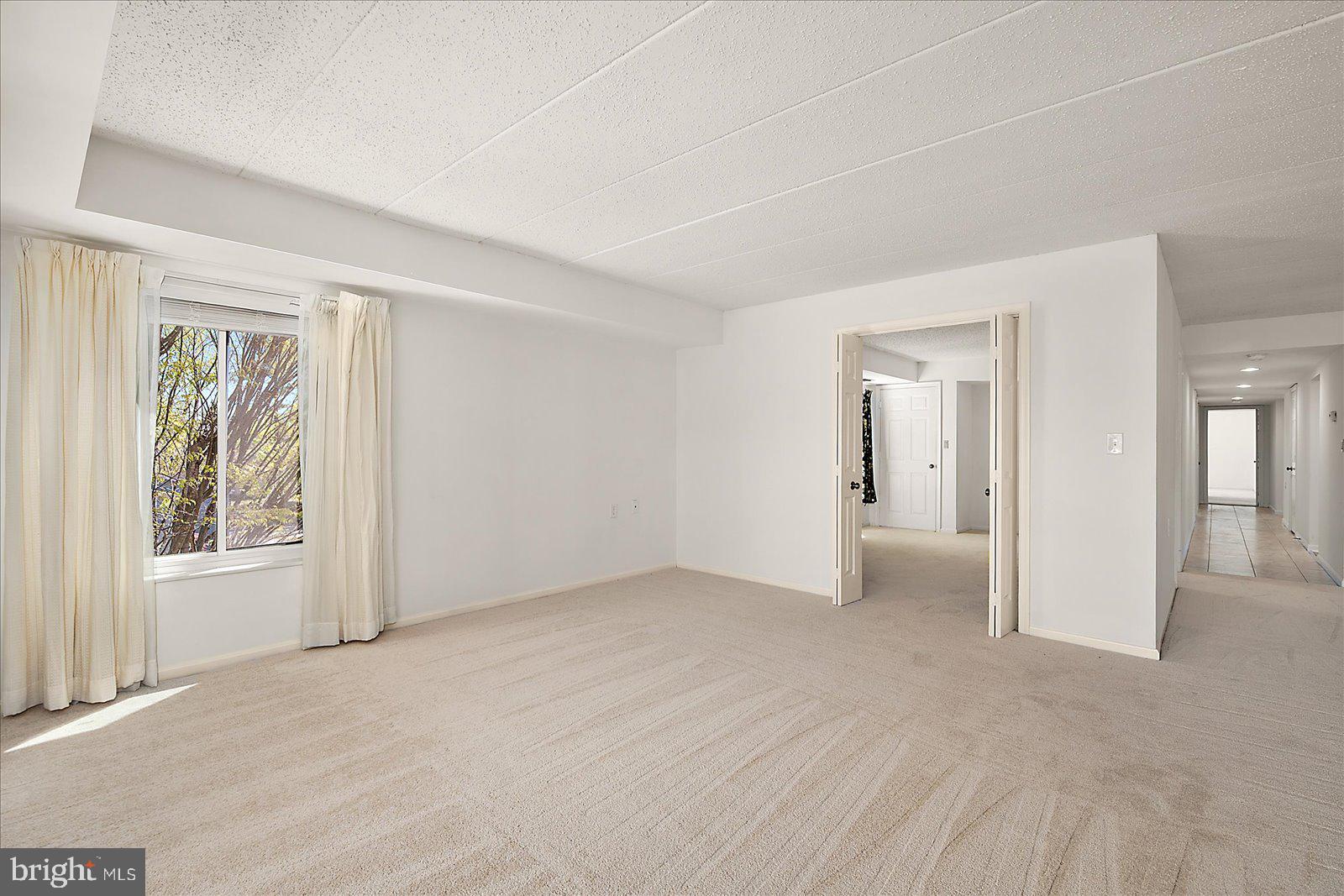 CANAL WOODS III - Residential