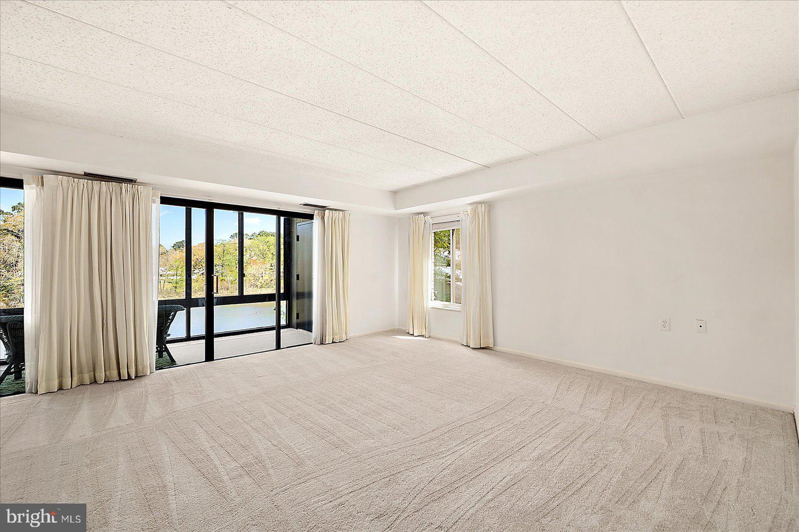 CANAL WOODS III - Residential