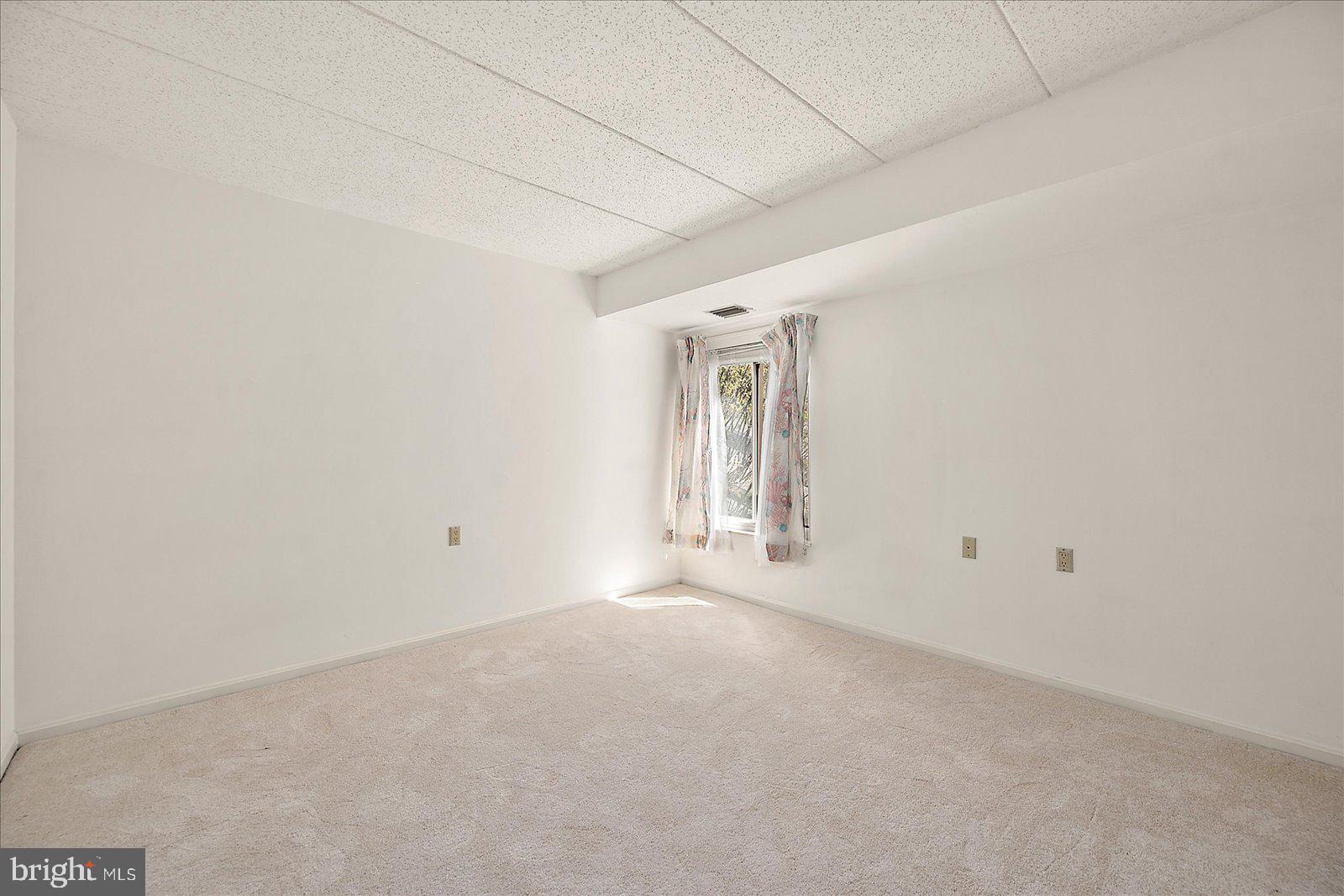CANAL WOODS III - Residential