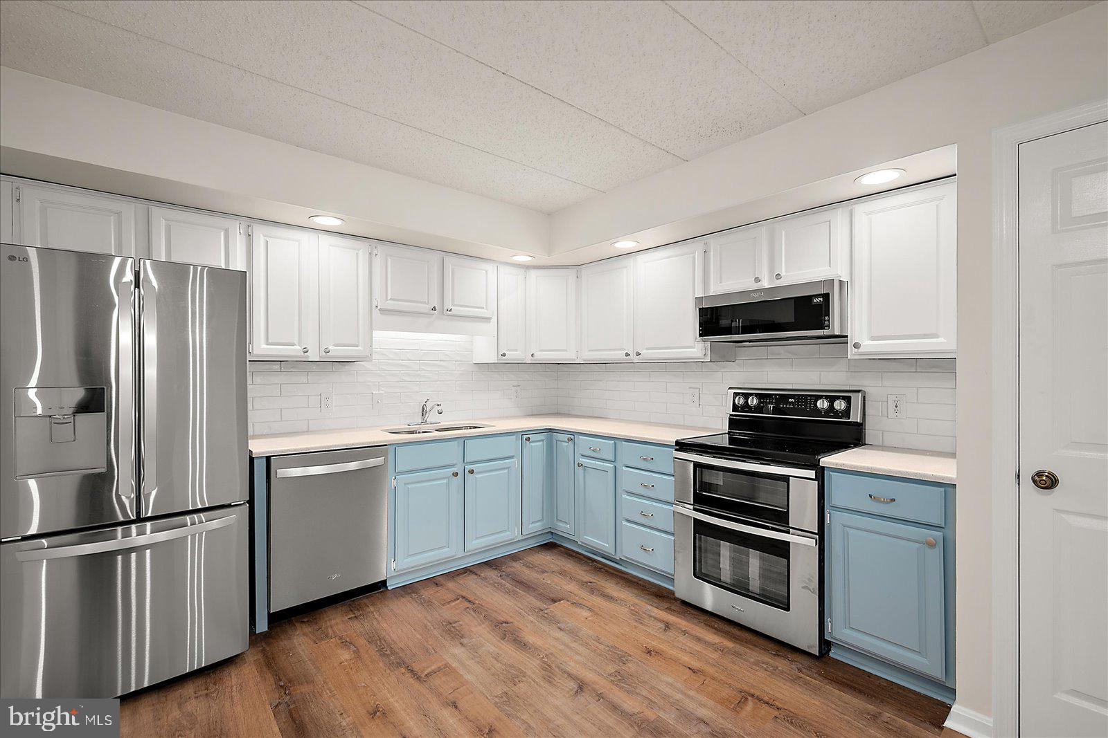 CANAL WOODS III - Residential
