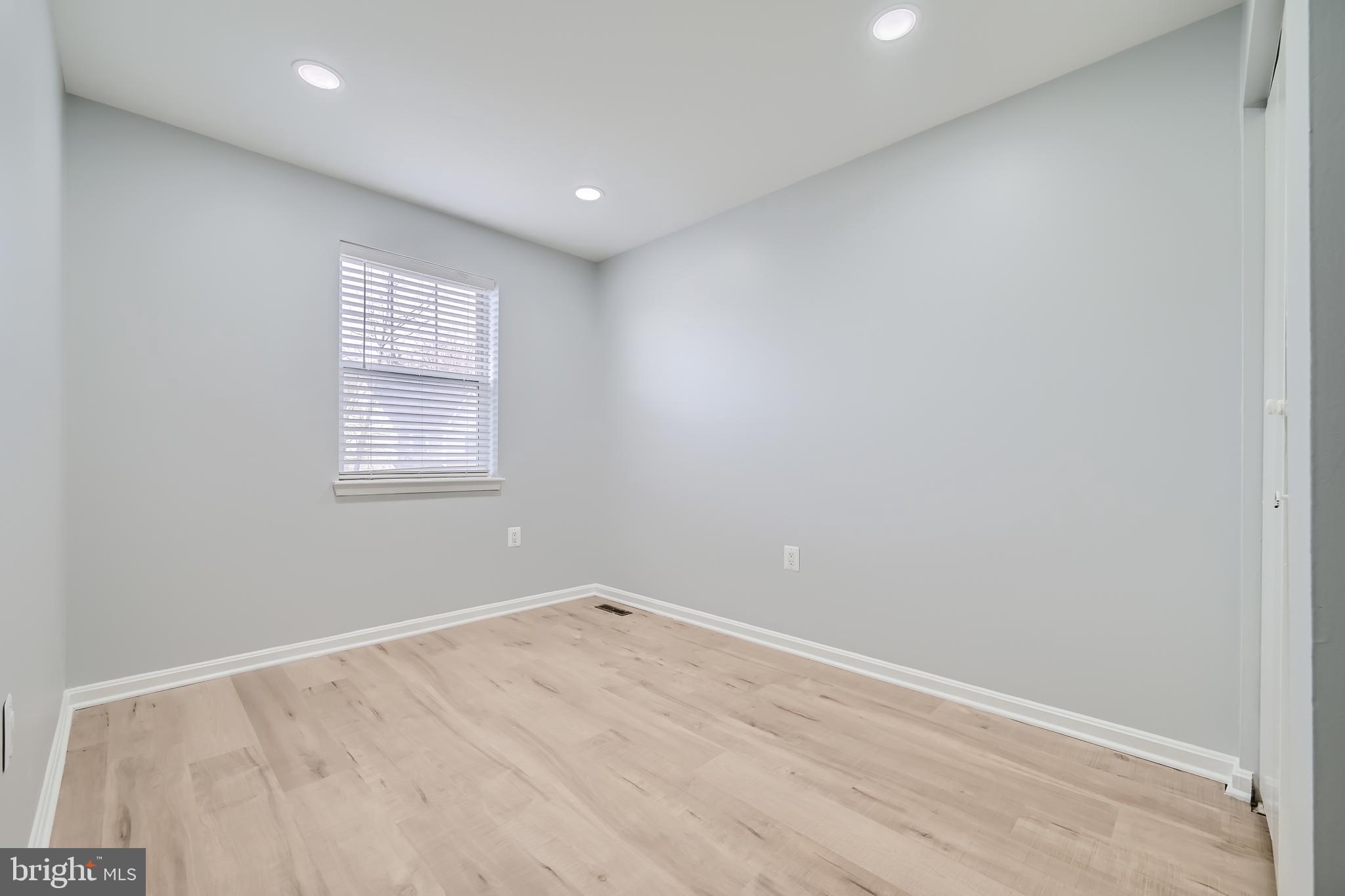 TOWSON - Residential