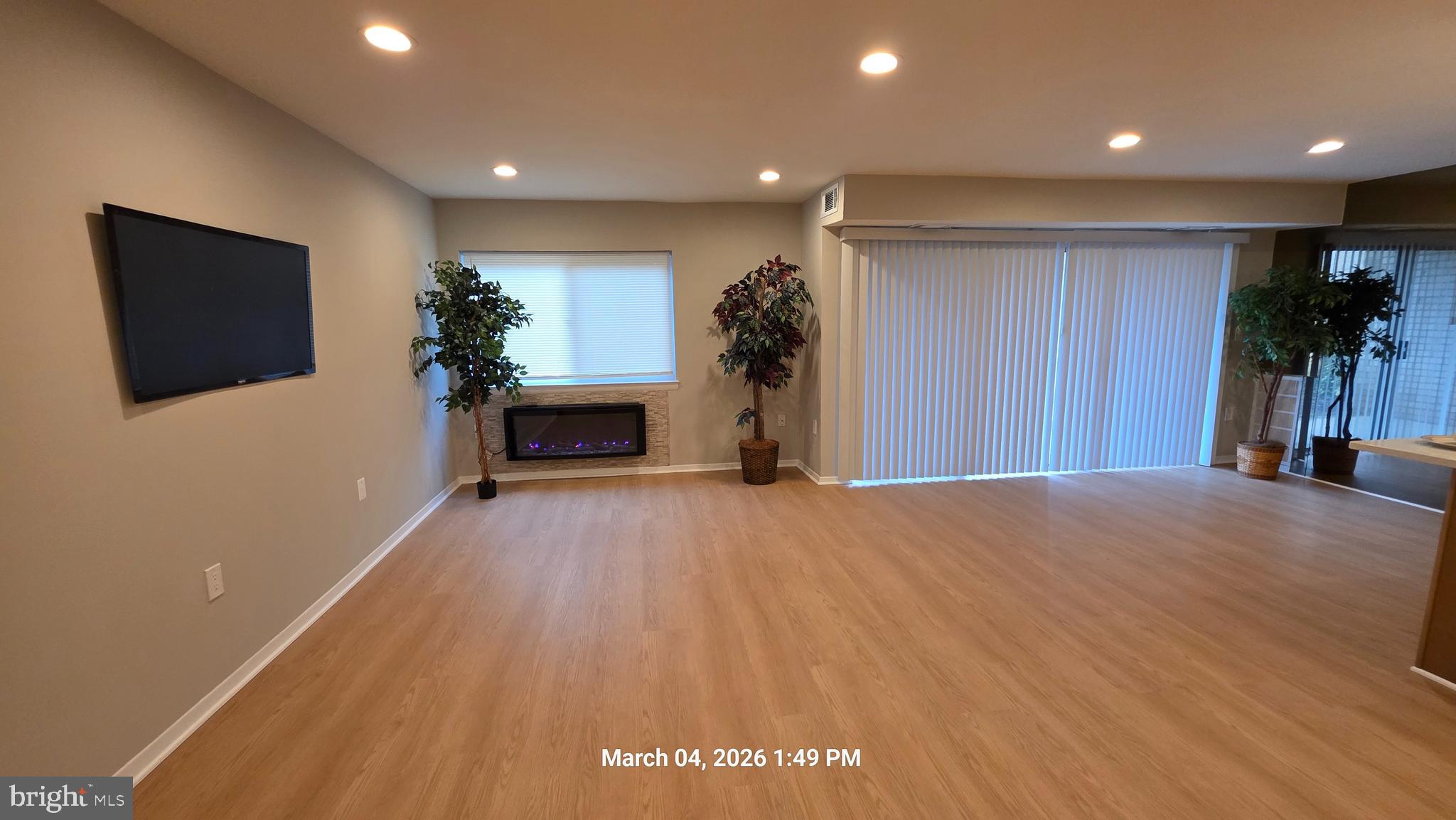 BETHESDA PARK - Residential