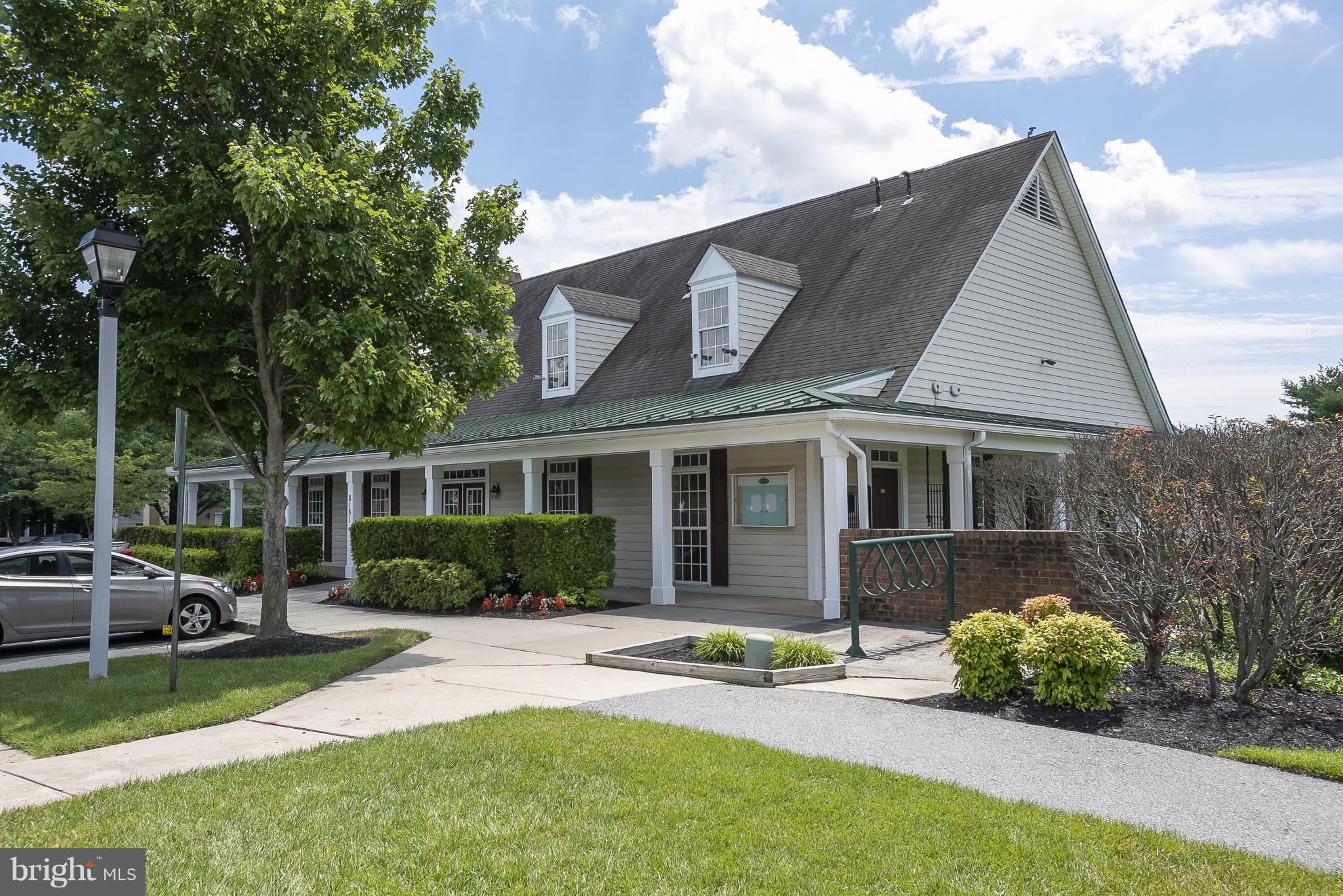 FARMINGTON VILLAGE - Residential